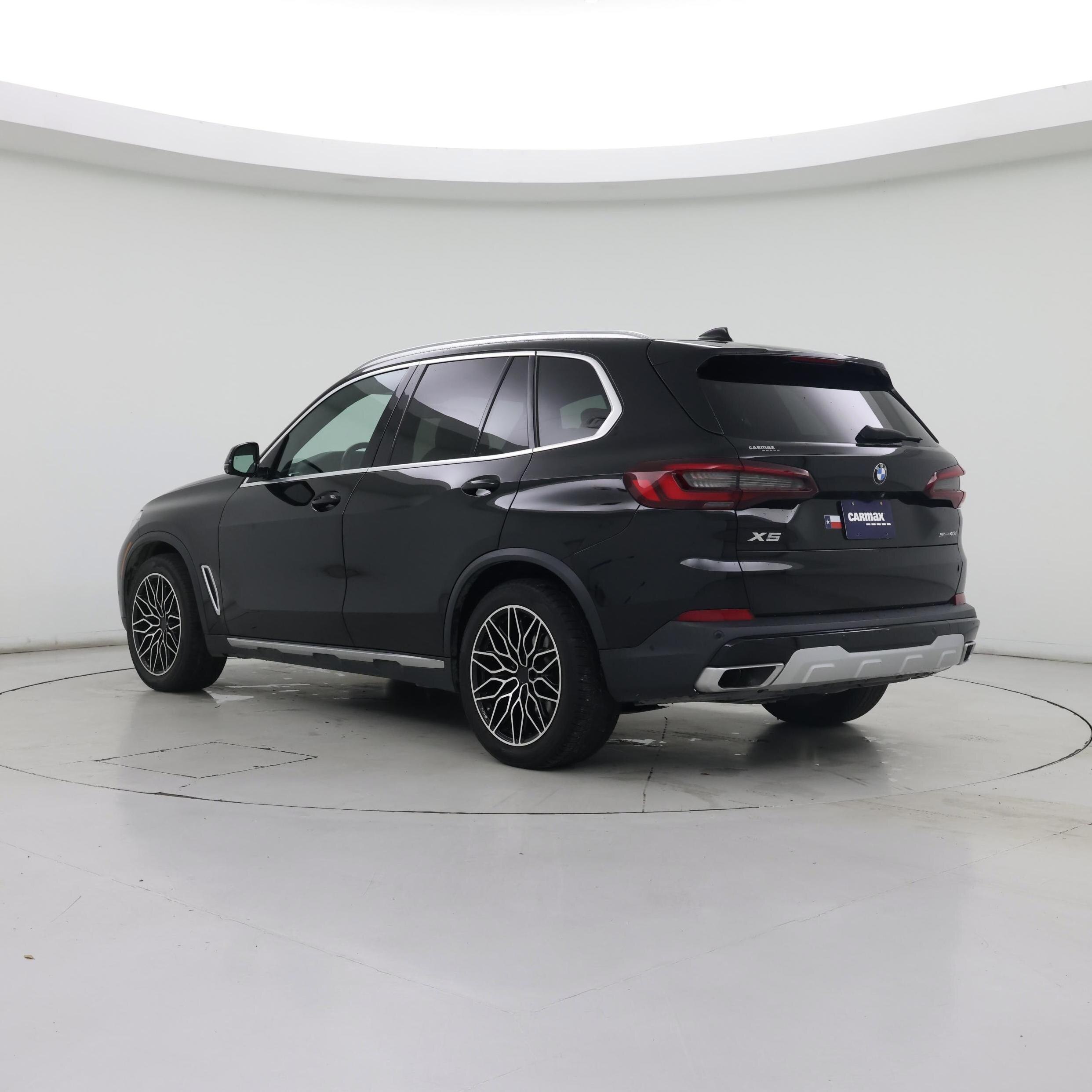 Thumbnail: 2021 BMW X5 - 2