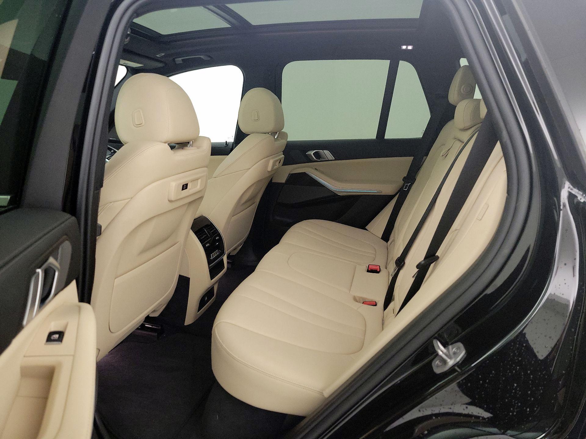 Thumbnail: 2021 BMW X5 - 19