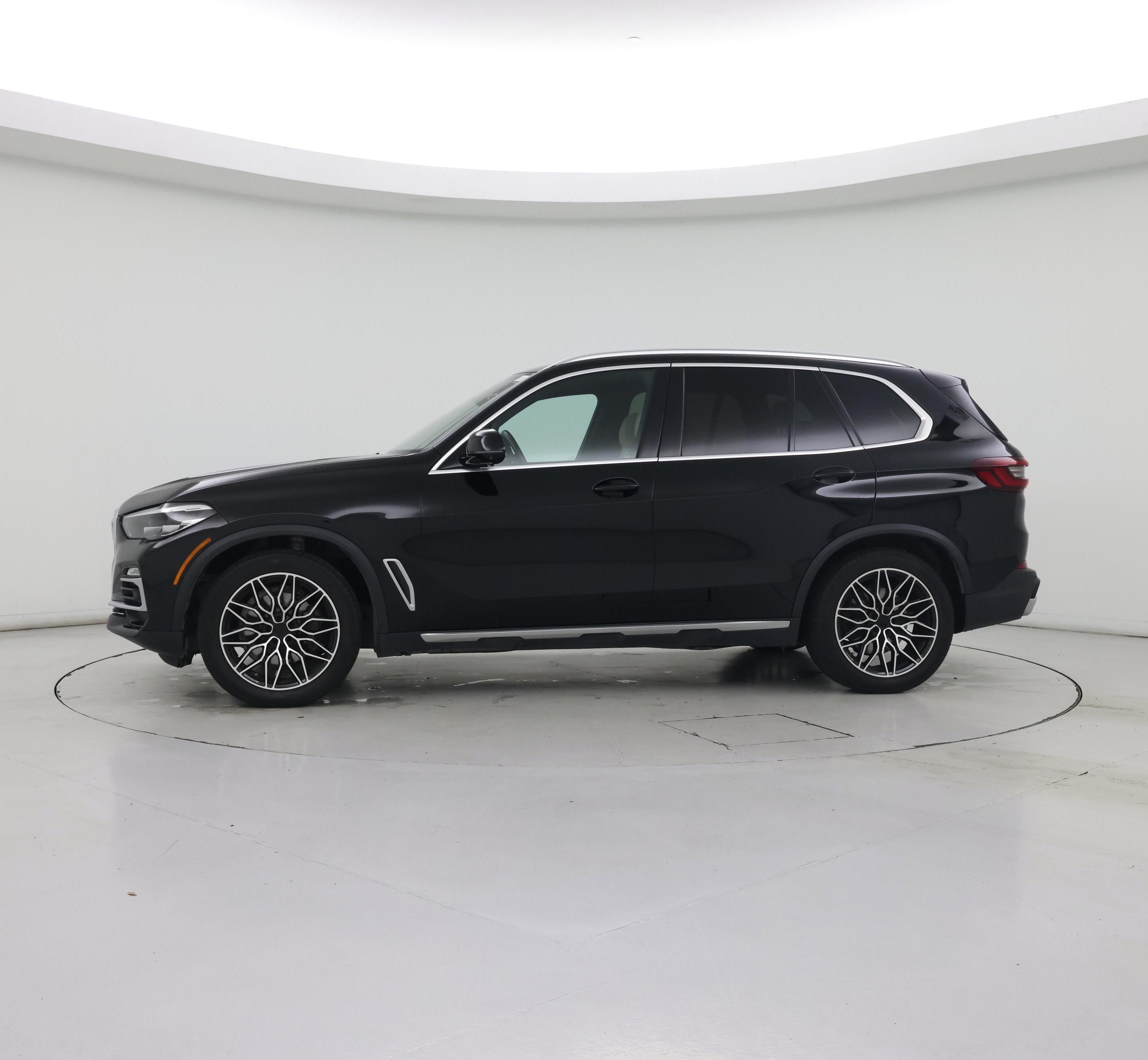 Thumbnail: 2021 BMW X5 - 3