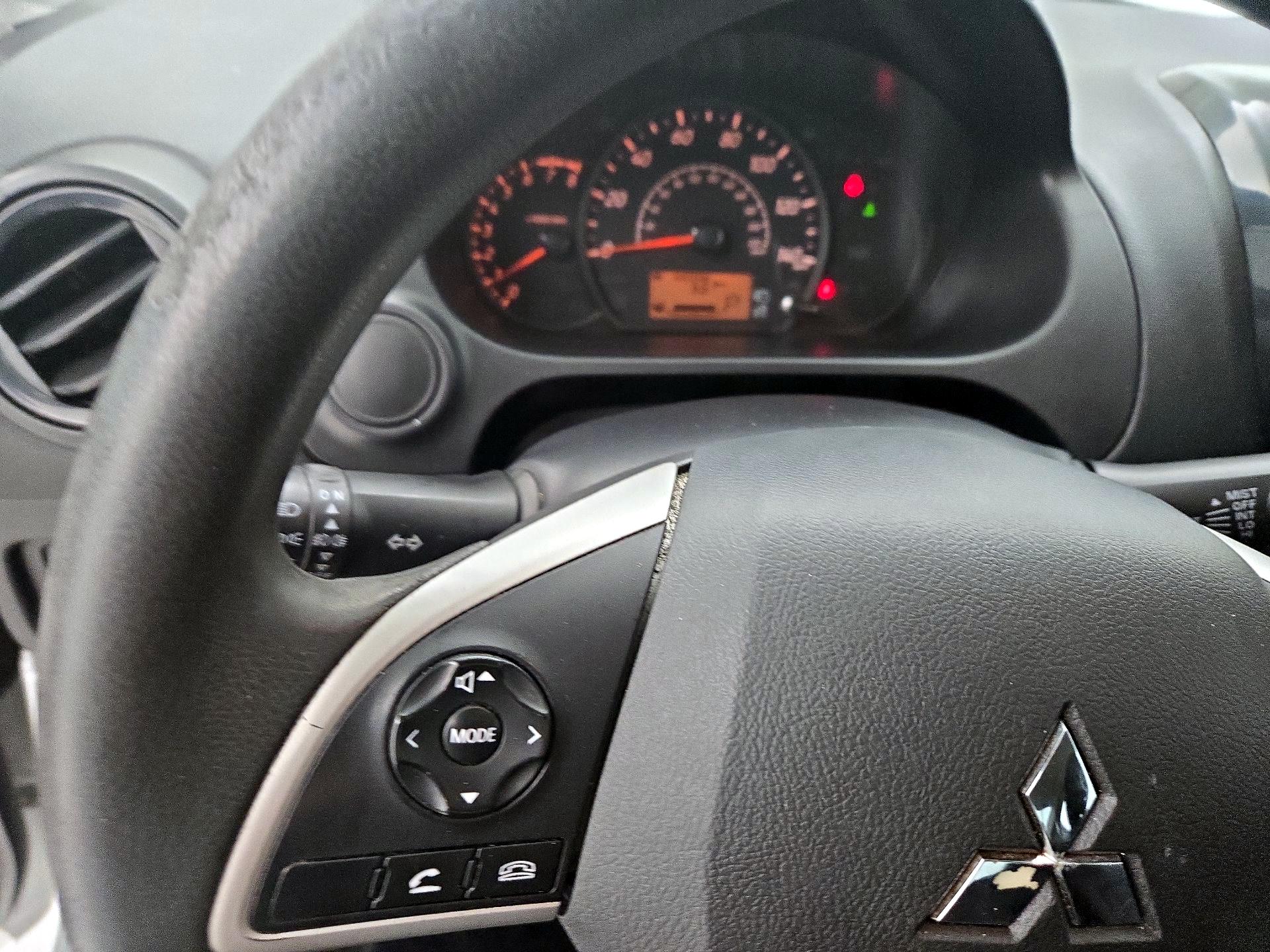 Thumbnail: 2019 Mitsubishi Mirage G4 - 10