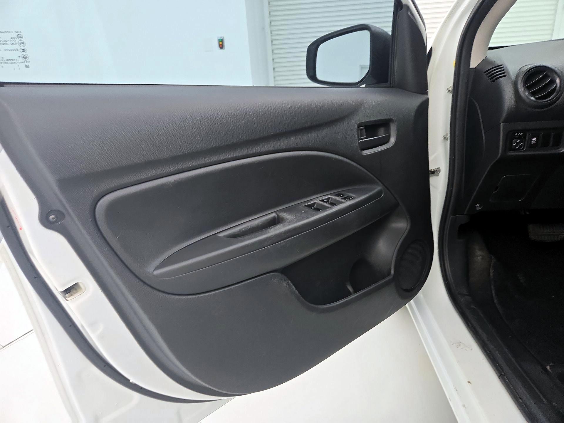 Thumbnail: 2019 Mitsubishi Mirage G4 - 12