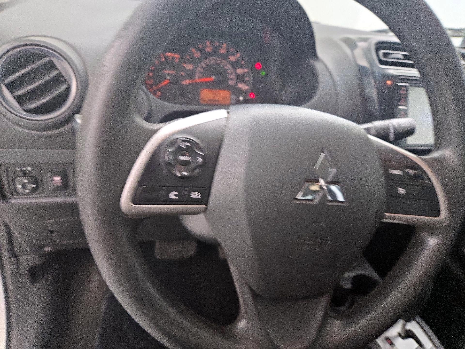 Thumbnail: 2019 Mitsubishi Mirage G4 - 13