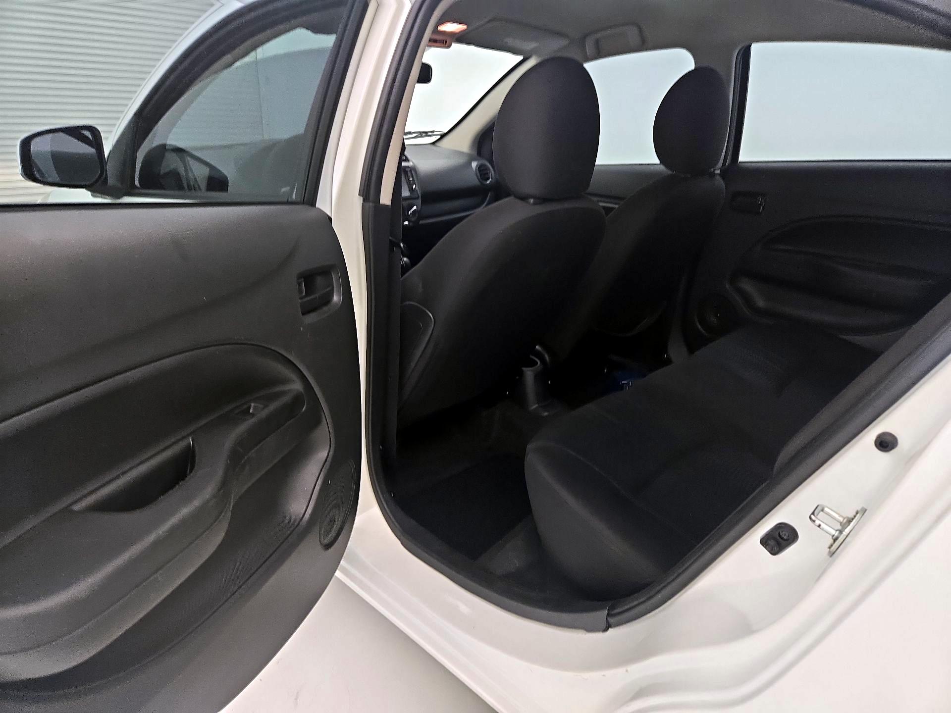 Thumbnail: 2019 Mitsubishi Mirage G4 - 19