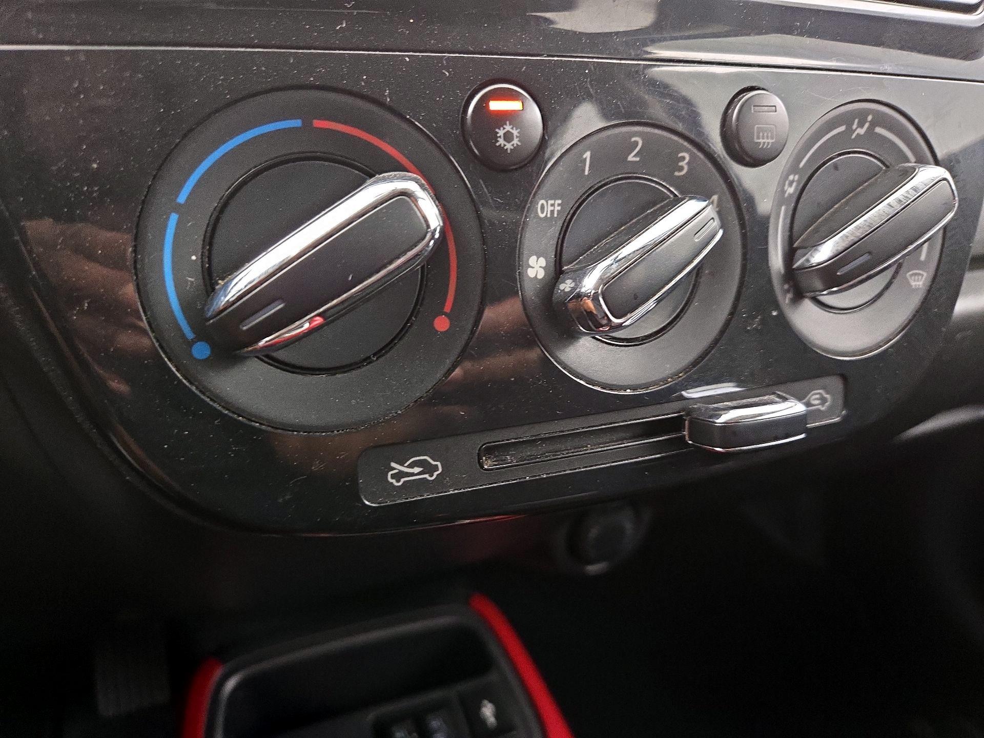 Thumbnail: 2019 Mitsubishi Mirage - 16