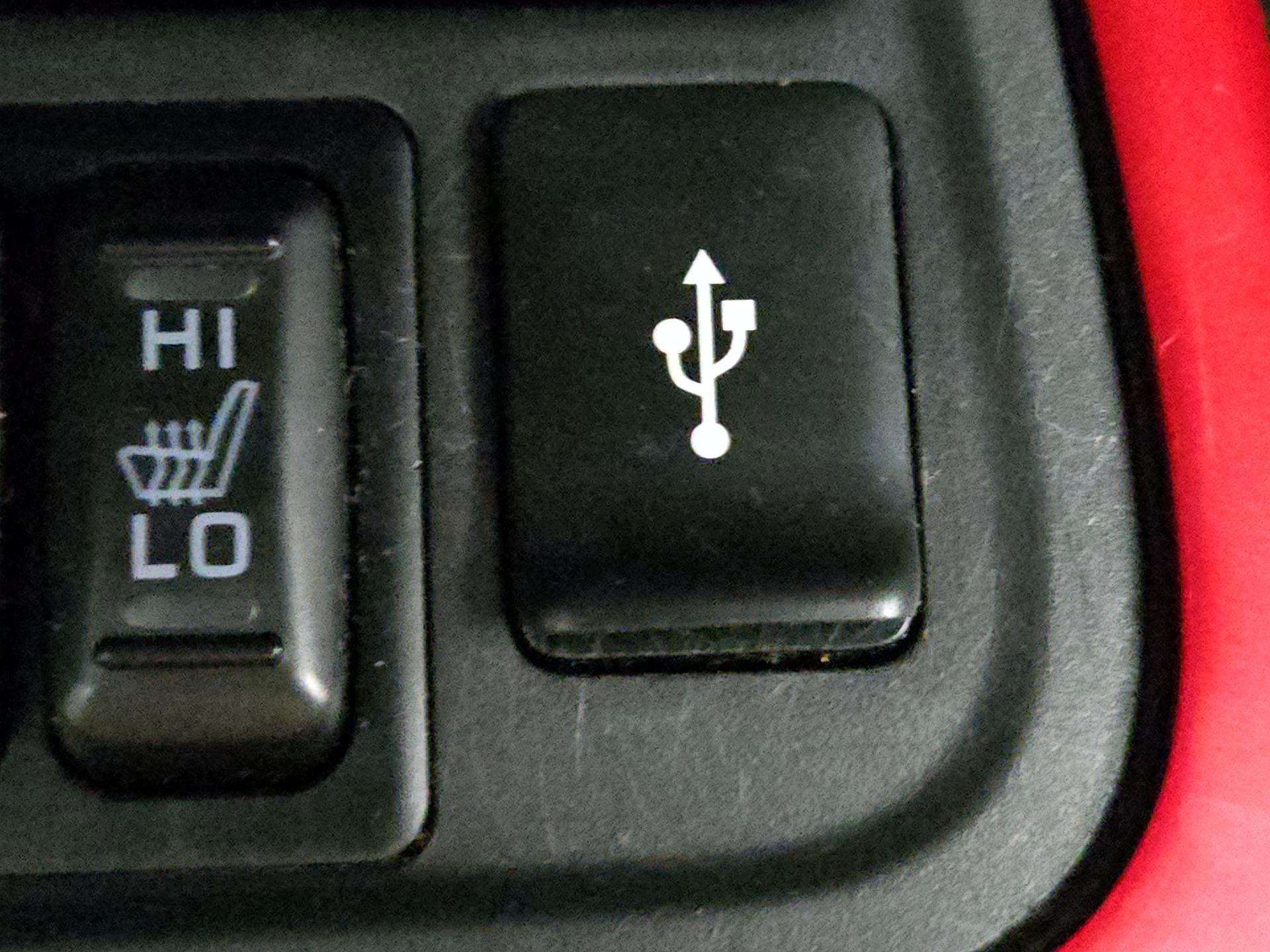 Thumbnail: 2019 Mitsubishi Mirage - 18