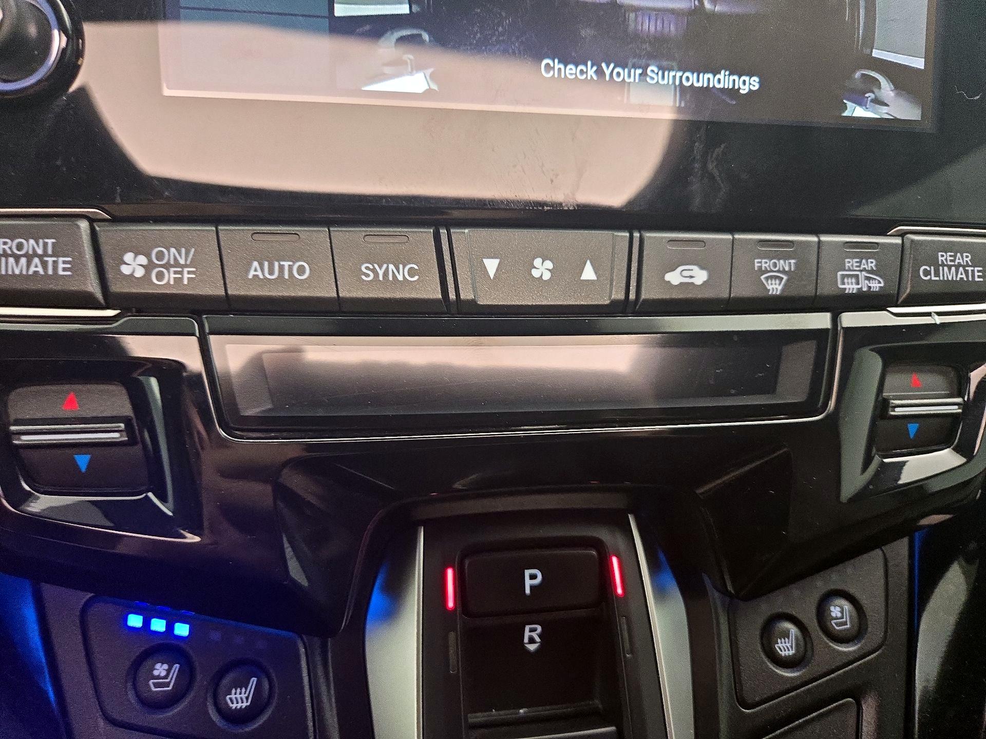 Thumbnail: 2018 Honda Odyssey - 17
