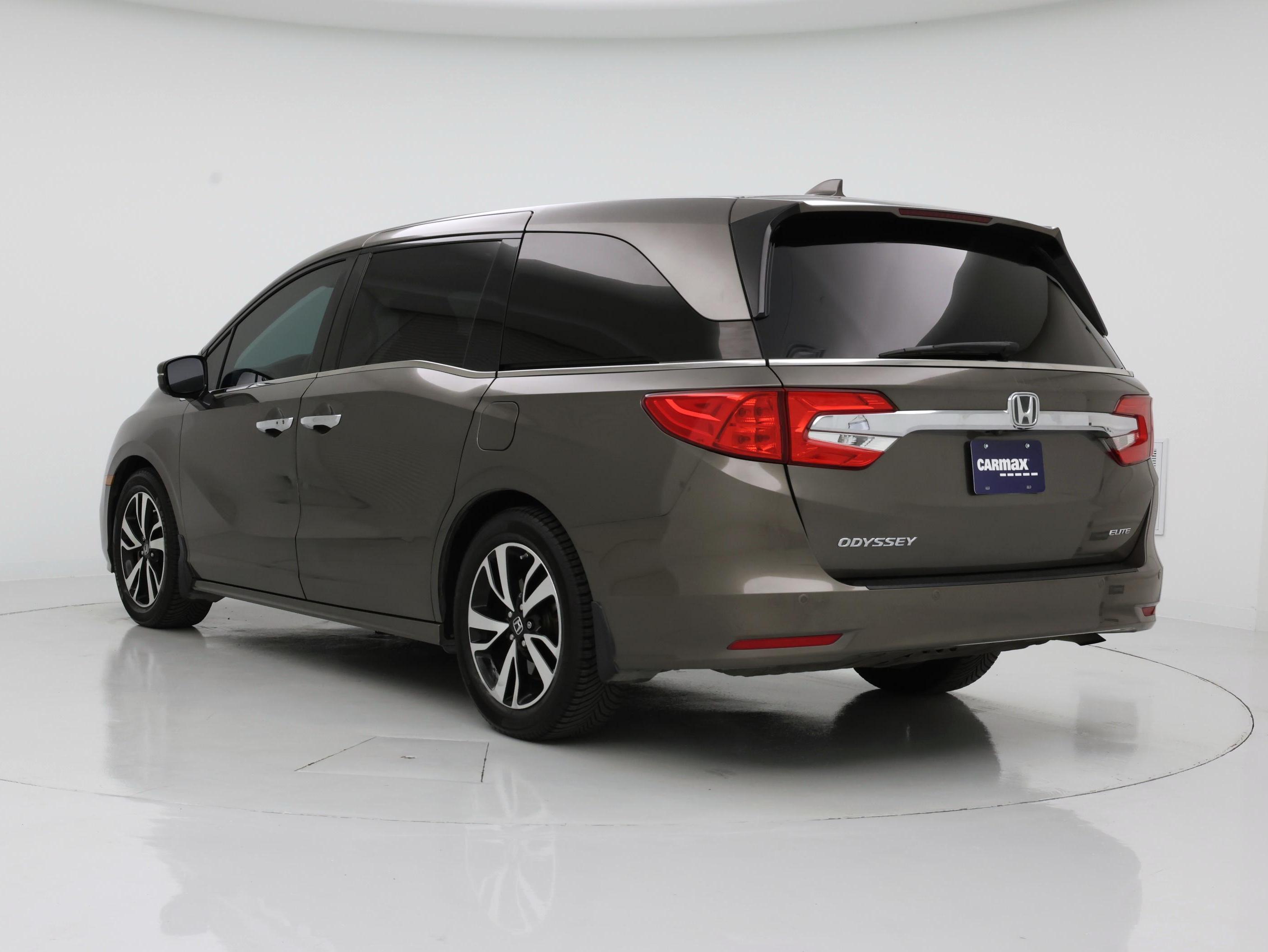 Thumbnail: 2018 Honda Odyssey - 2