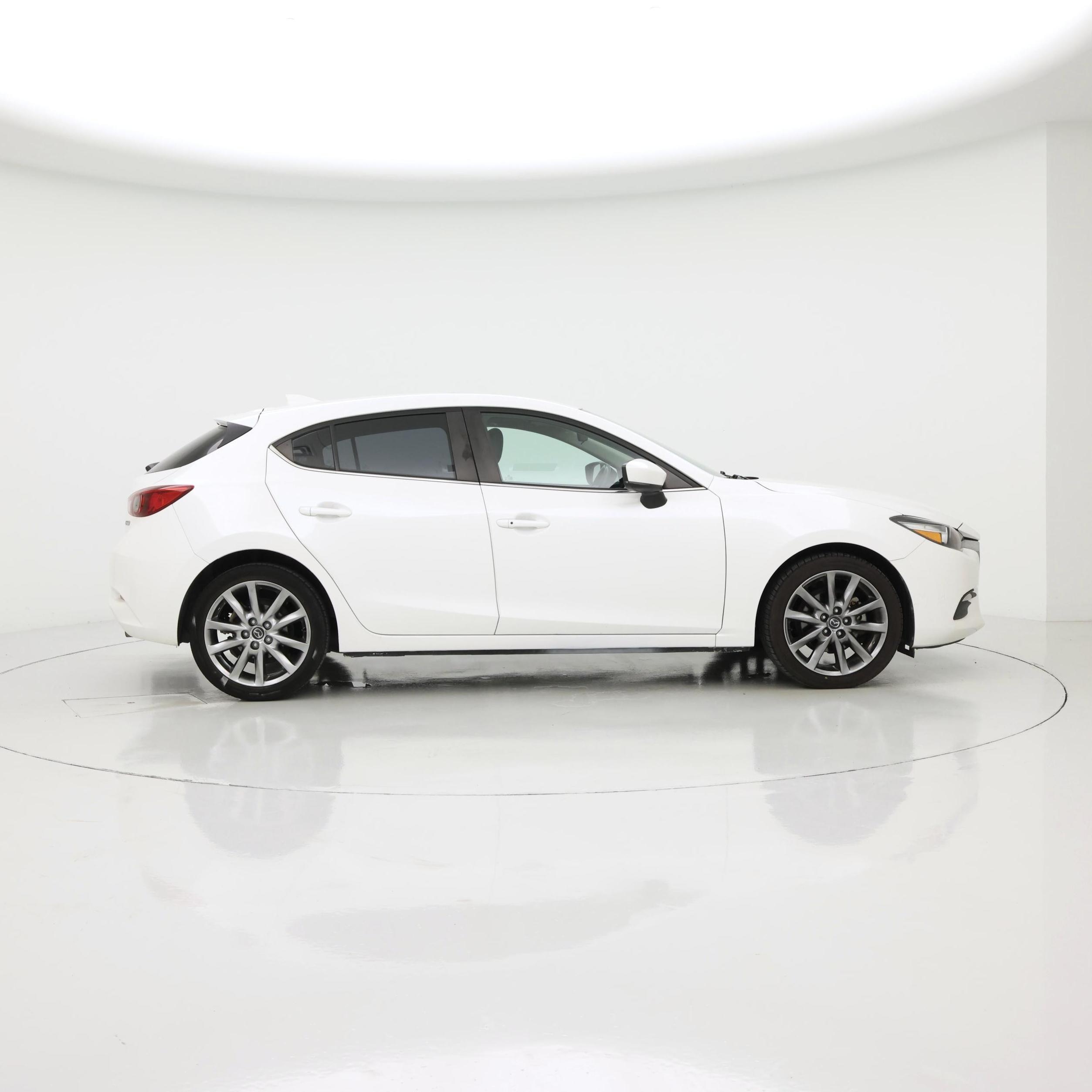Thumbnail: 2018 Mazda Mazda3 - 7