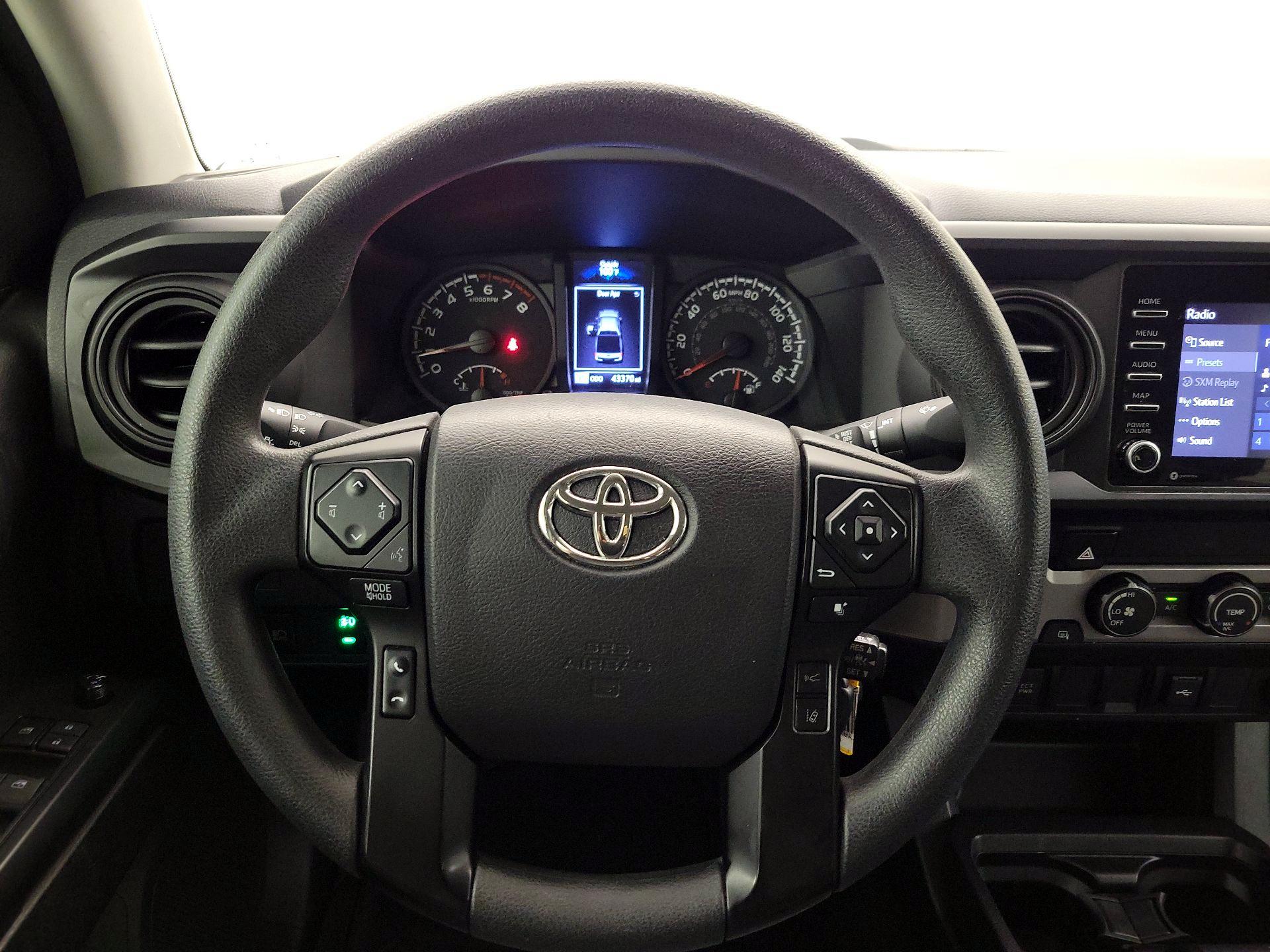 Thumbnail: 2021 Toyota Tacoma - 10