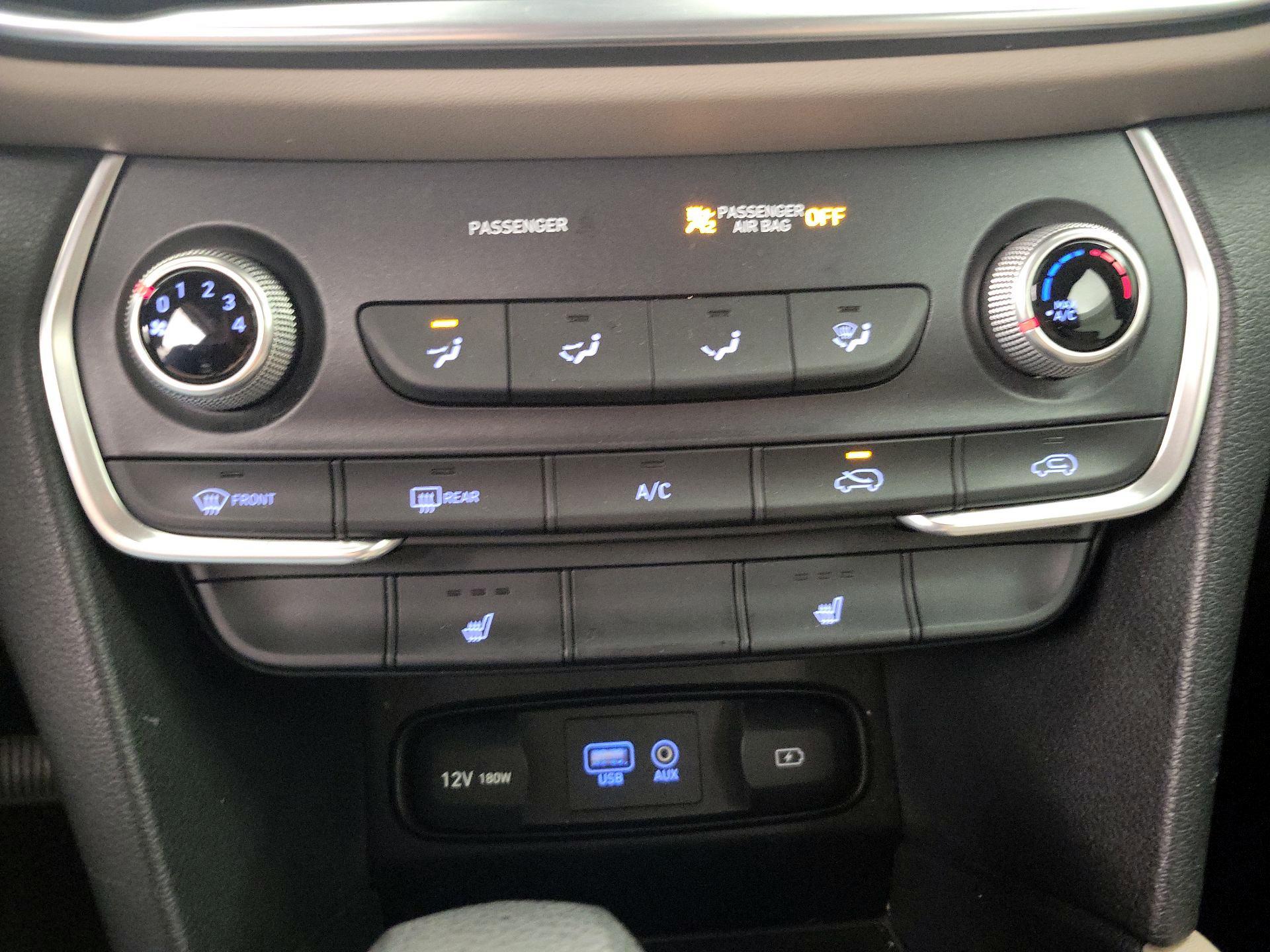Thumbnail: 2019 Hyundai Santa Fe - 16
