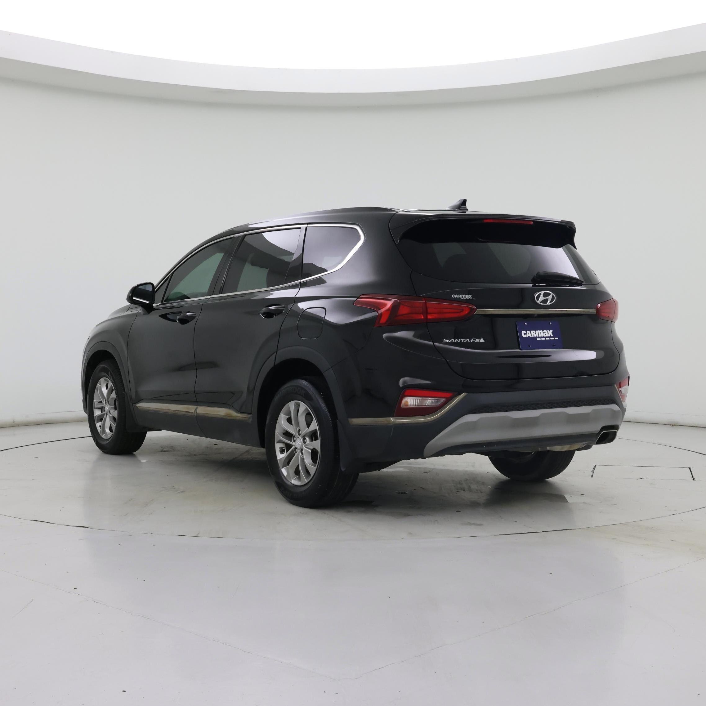 Thumbnail: 2019 Hyundai Santa Fe - 2