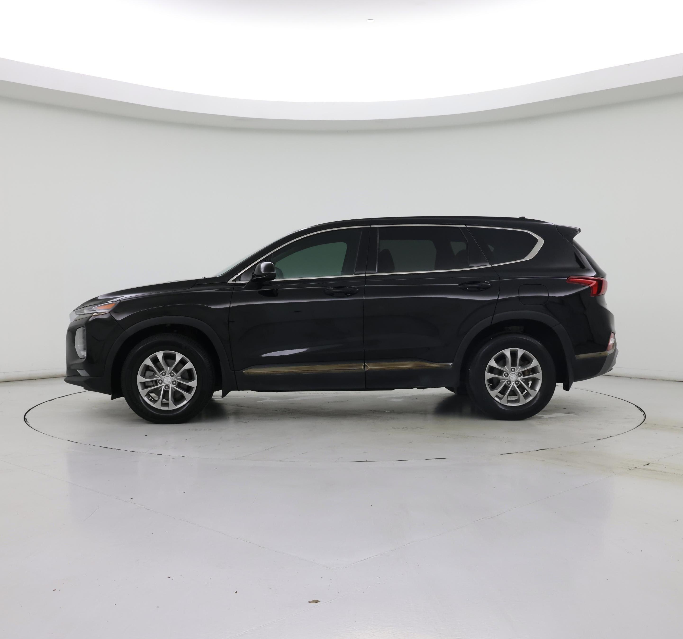 Thumbnail: 2019 Hyundai Santa Fe - 3