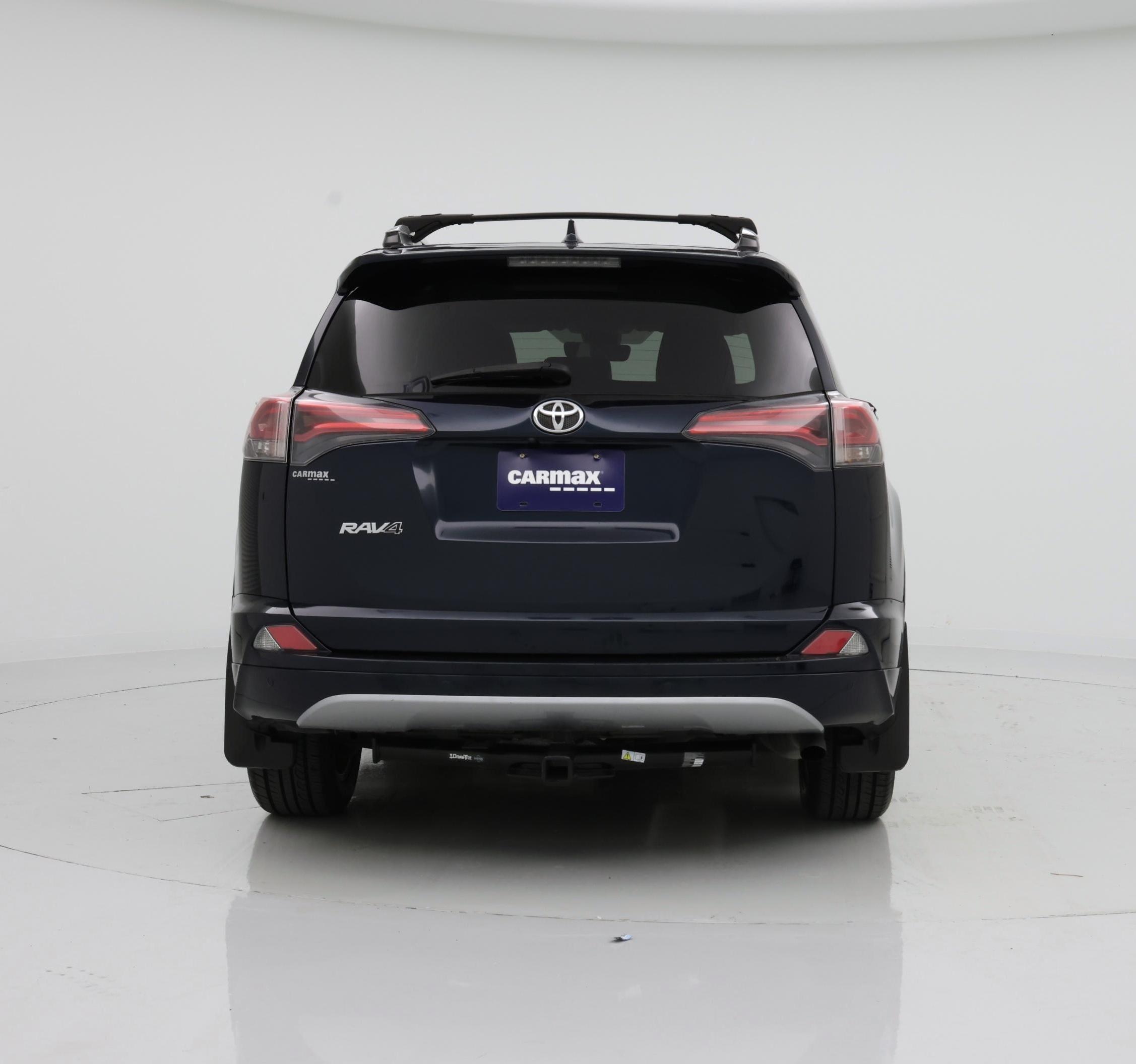 Thumbnail: 2017 Toyota RAV4 - 6