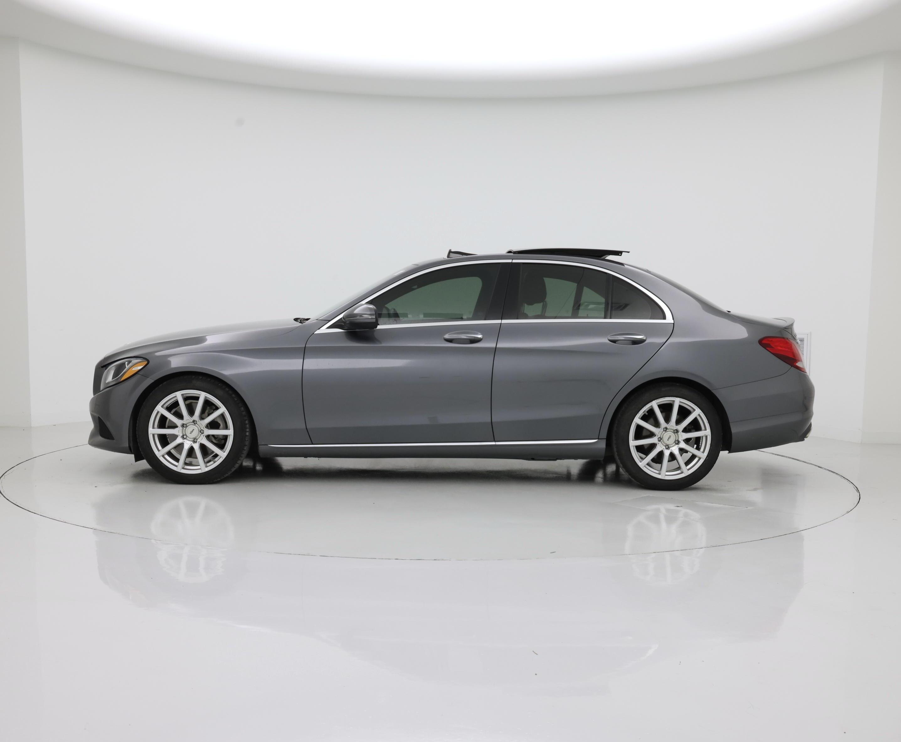 Thumbnail: 2018 Mercedes-Benz C-Class - 3