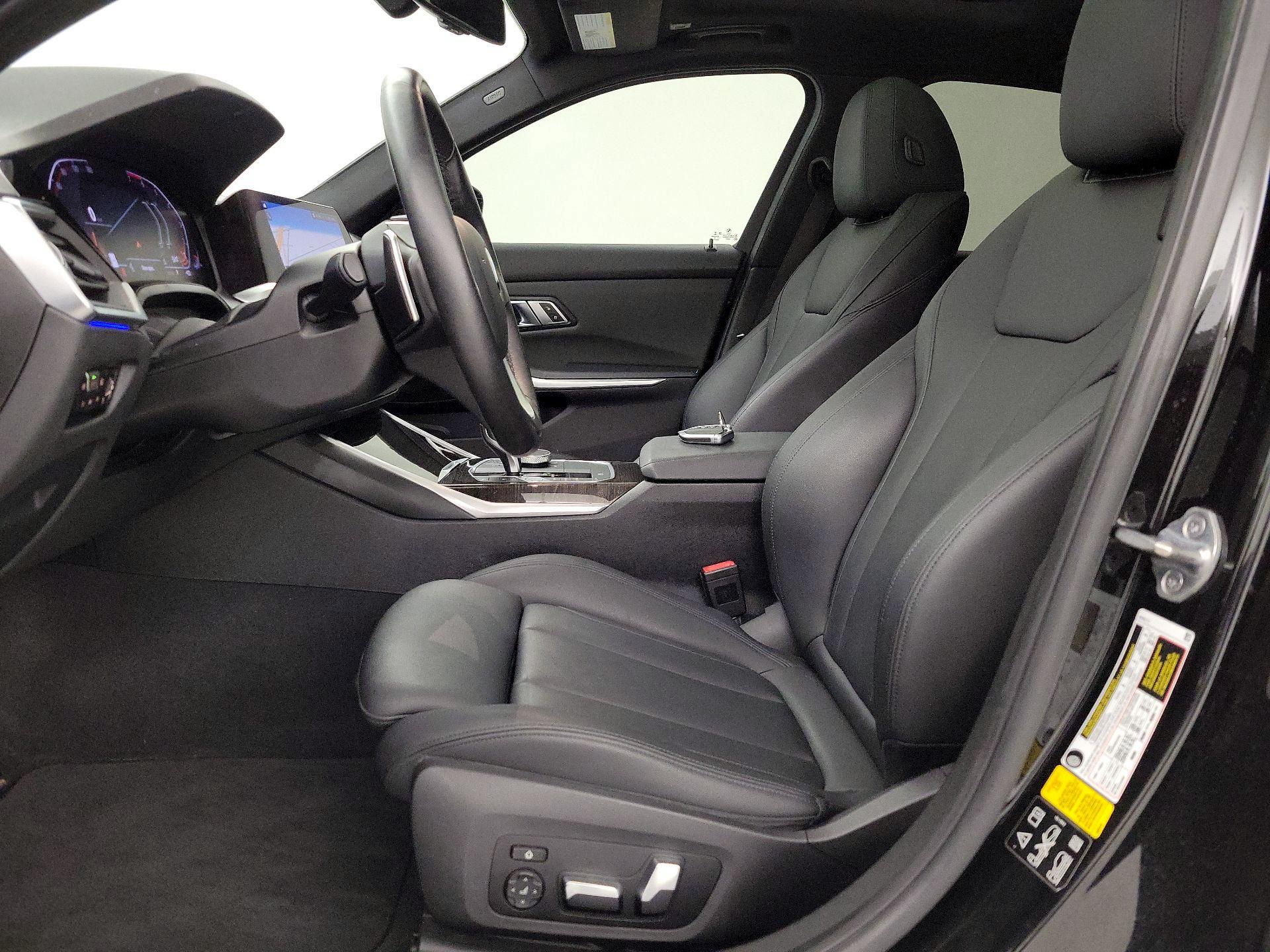 Thumbnail: 2019 BMW 3 Series - 11