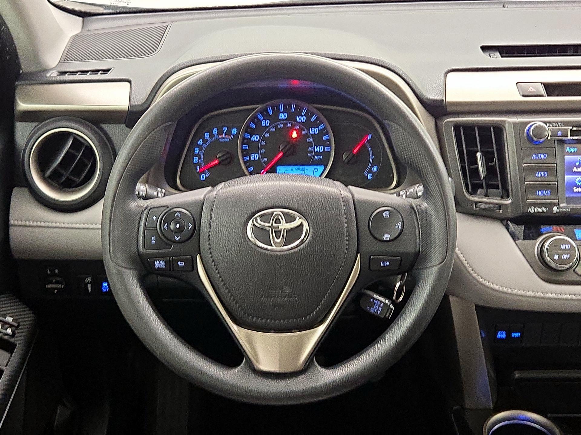 Thumbnail: 2014 Toyota RAV4 - 10