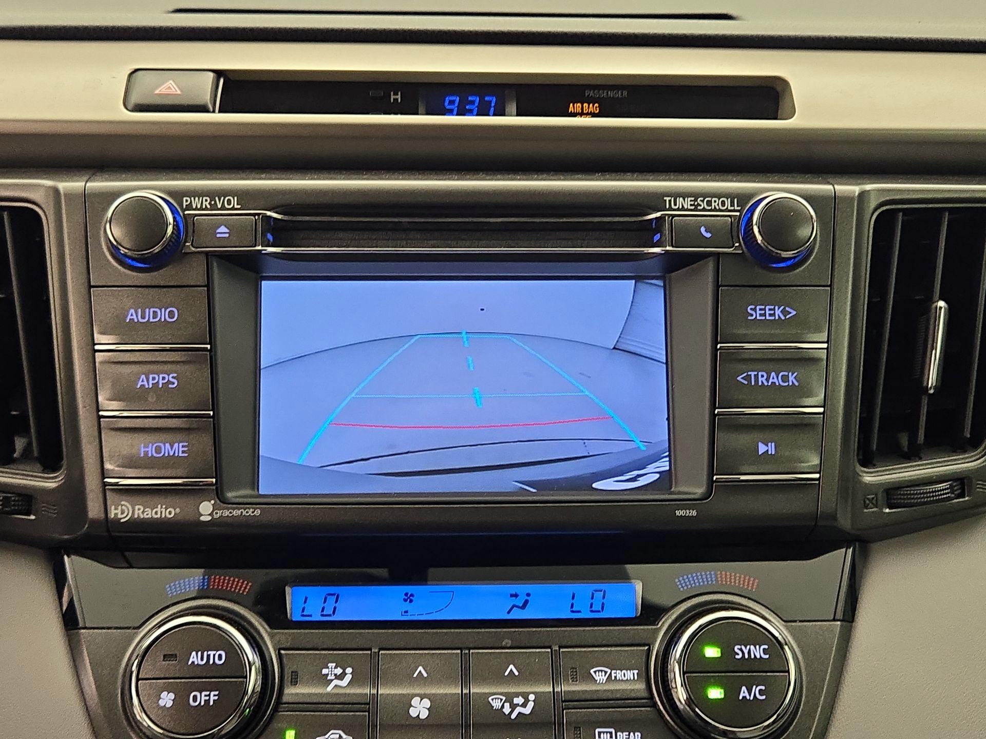 Thumbnail: 2014 Toyota RAV4 - 14