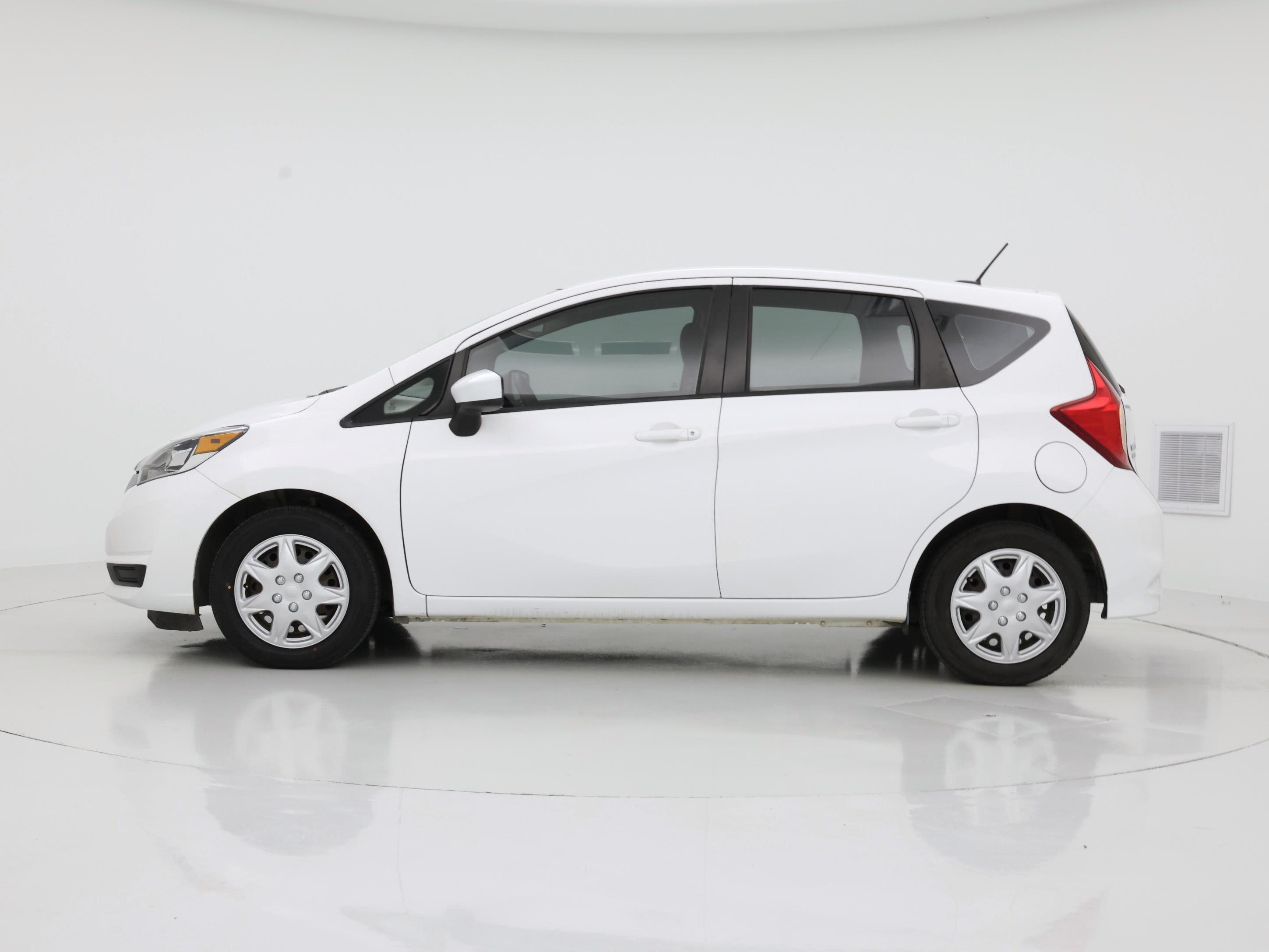 Thumbnail: 2017 Nissan Versa Note - 3