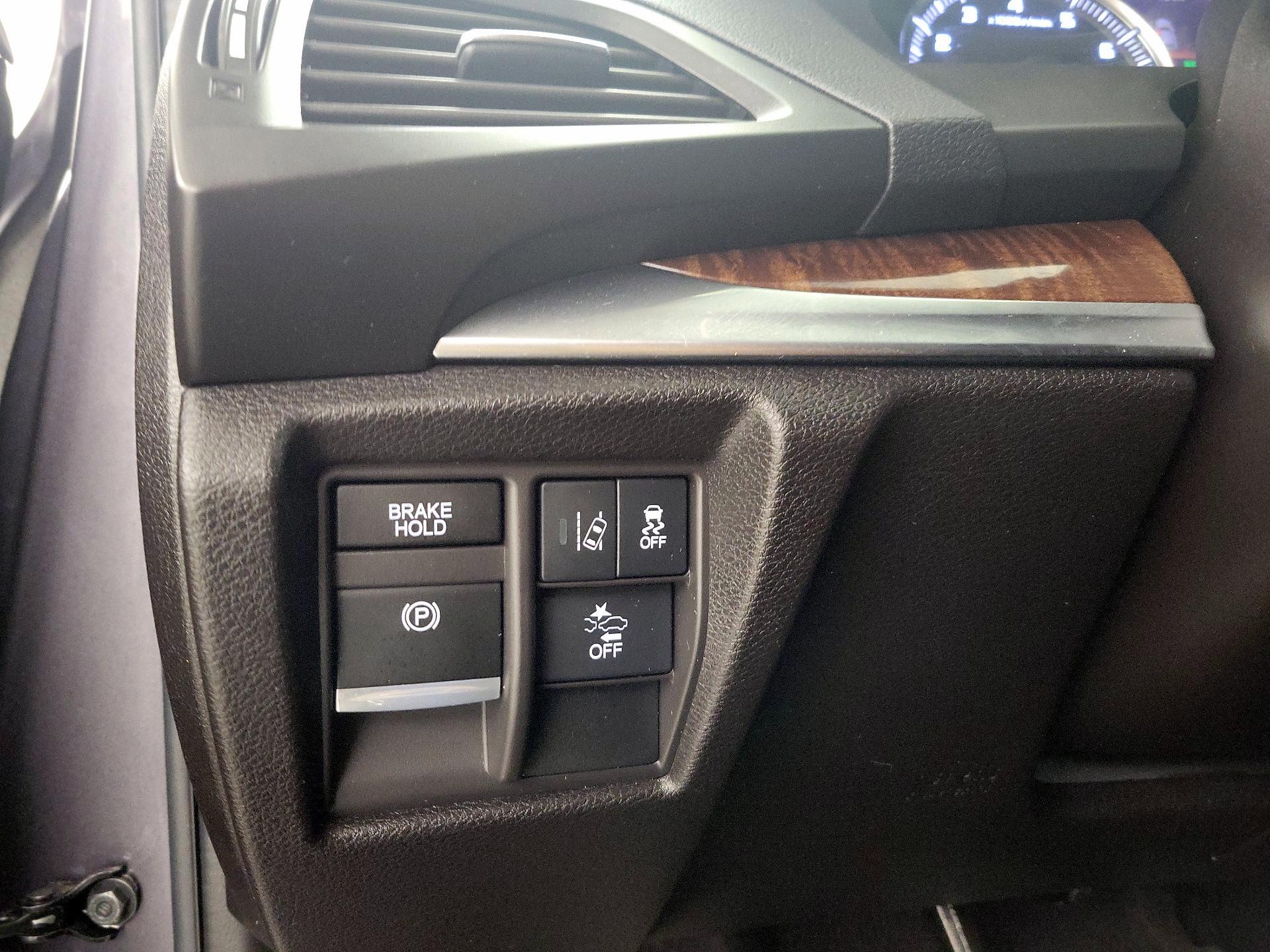 Thumbnail: 2020 Acura MDX - 13