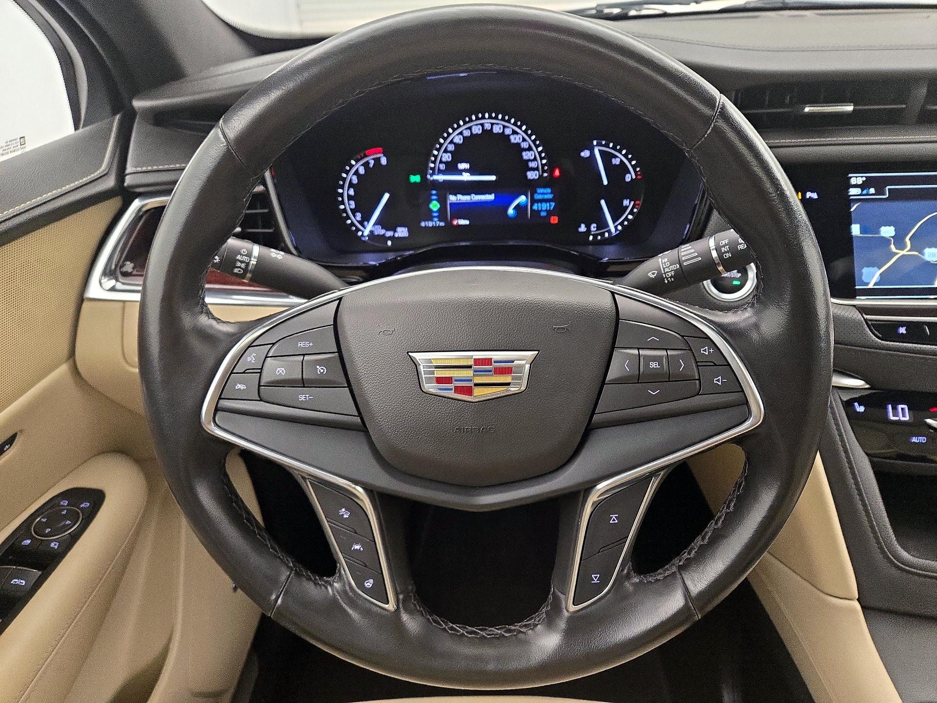 Thumbnail: 2018 Cadillac XT5 - 10