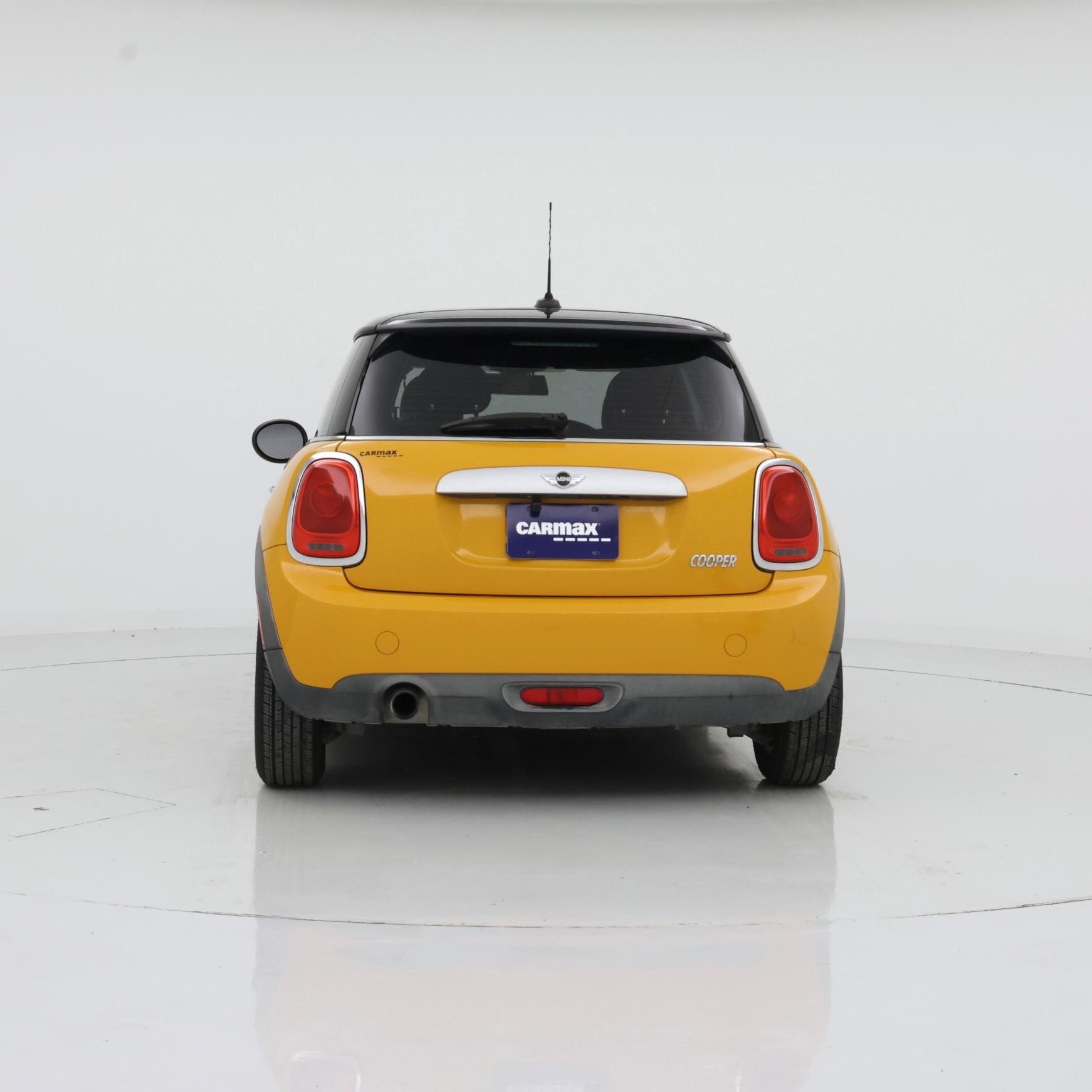 Thumbnail: 2015 MINI Cooper Hardtop - 6