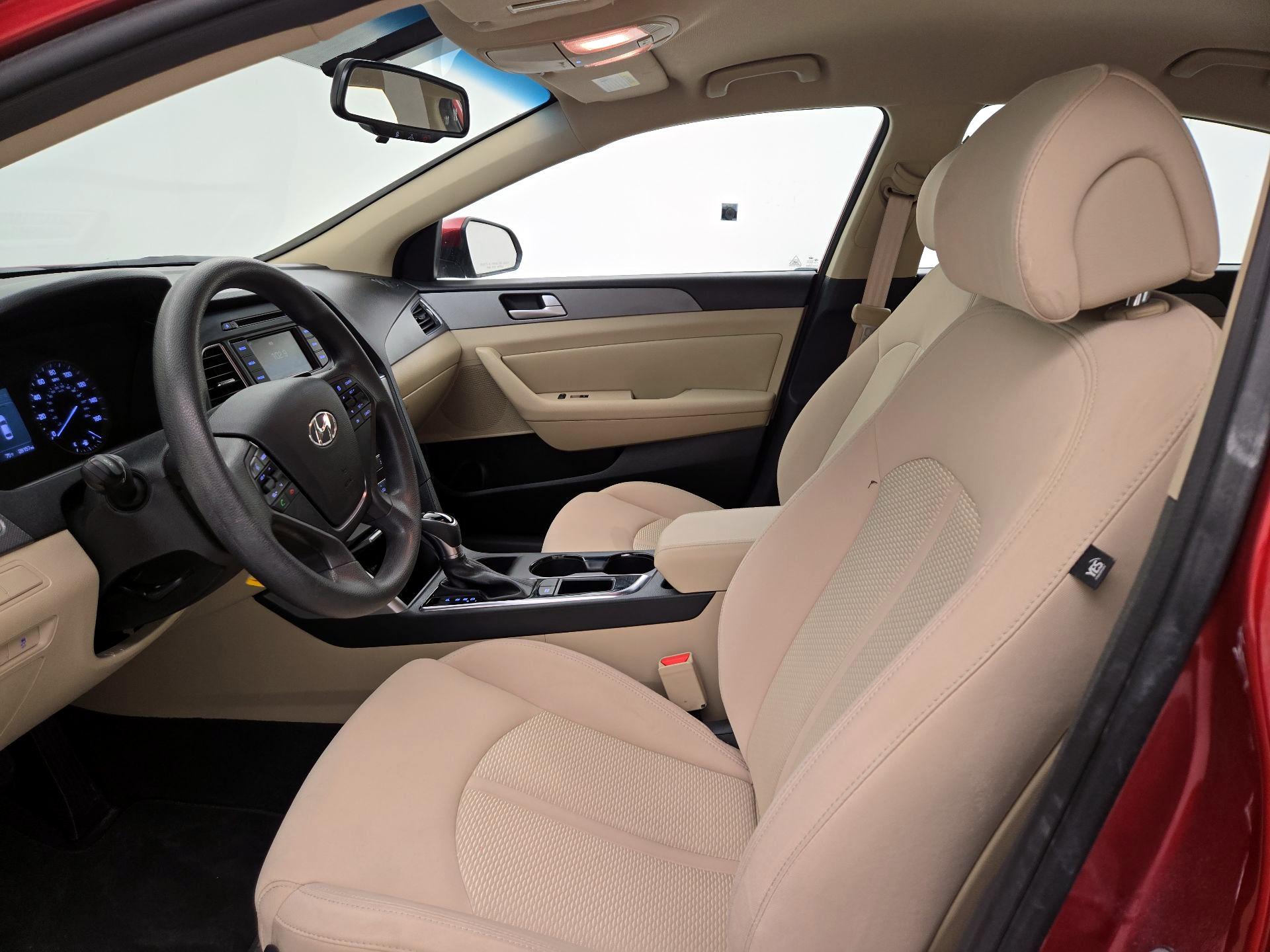 Thumbnail: 2015 Hyundai Sonata - 11