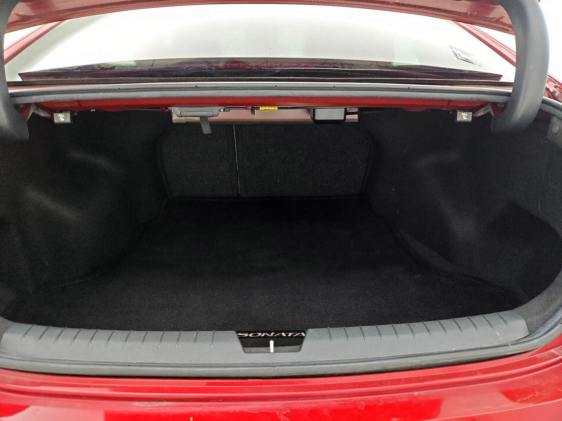 Thumbnail: 2015 Hyundai Sonata - 20