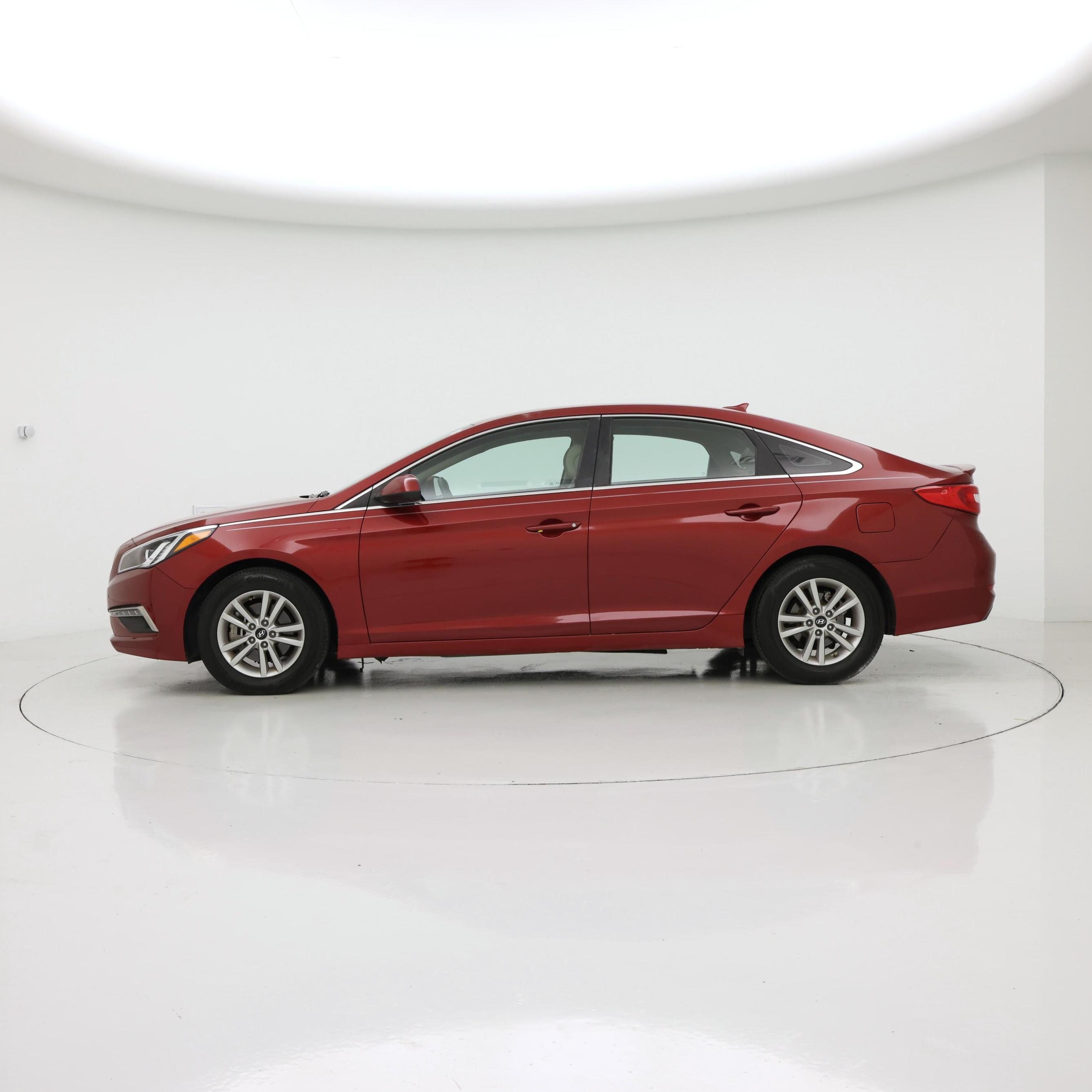 Thumbnail: 2015 Hyundai Sonata - 3