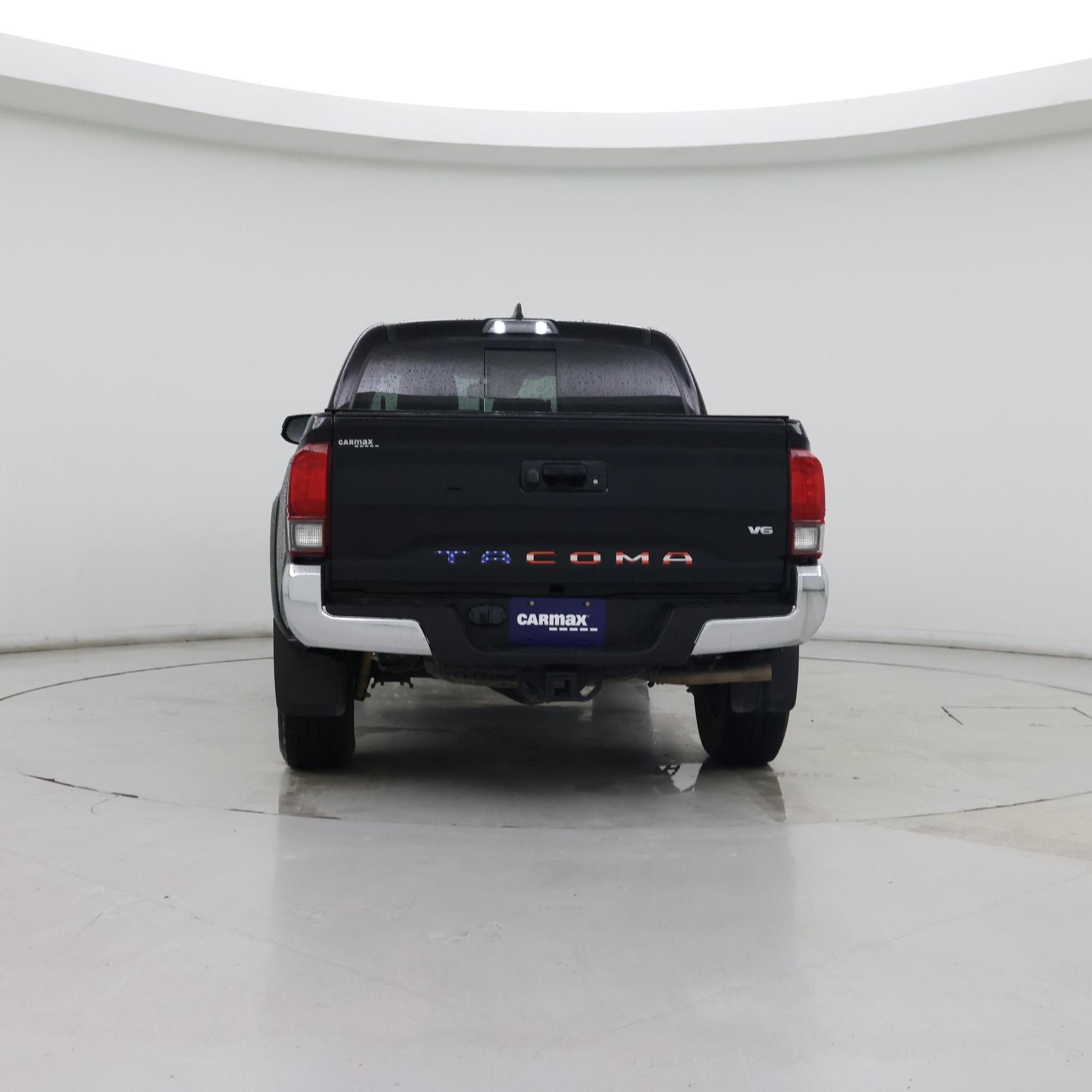 Thumbnail: 2019 Toyota Tacoma - 6
