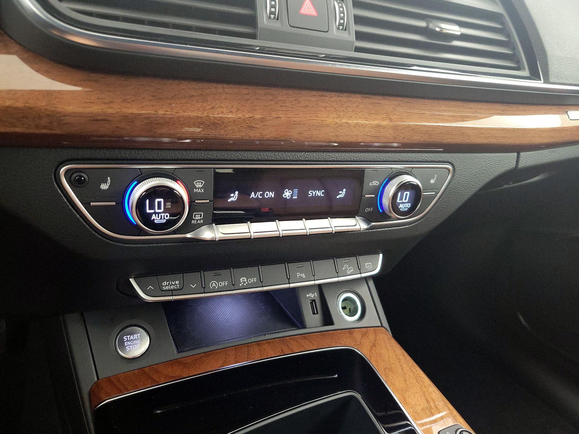 Thumbnail: 2022 Audi Q5 - 16