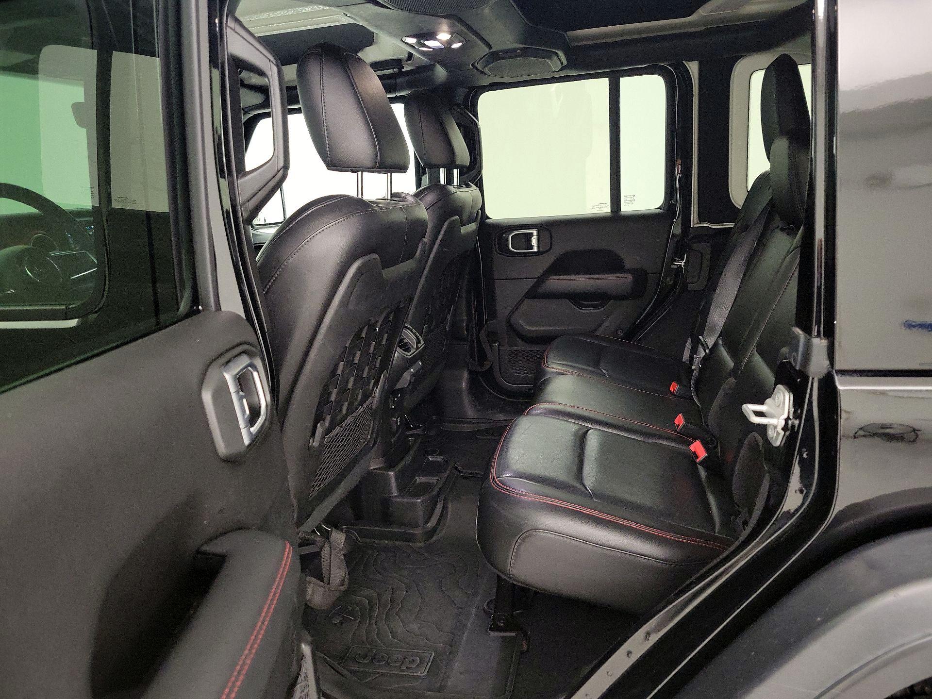 Thumbnail: 2020 Jeep Wrangler - 18