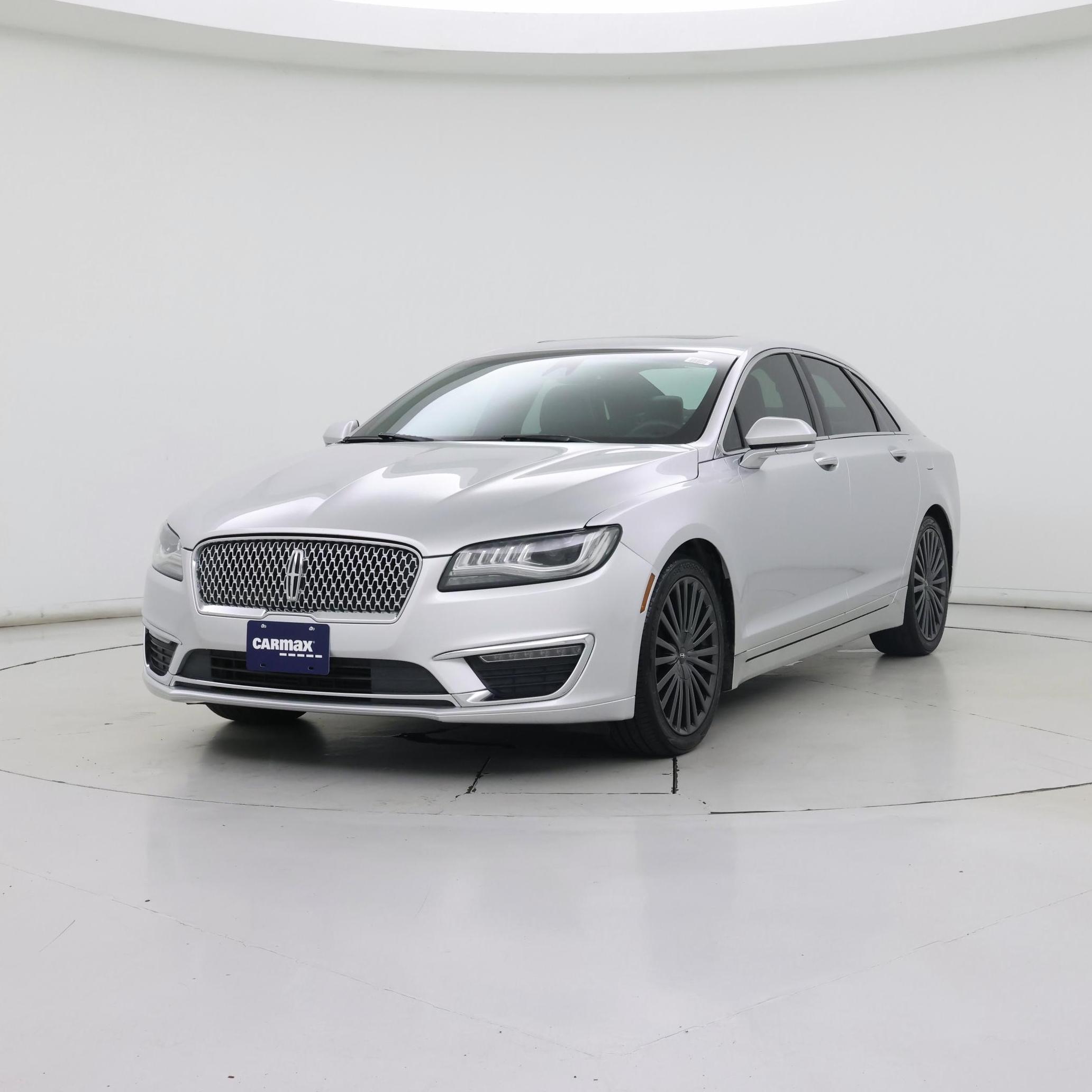Thumbnail: 2017 Lincoln MKZ - 4