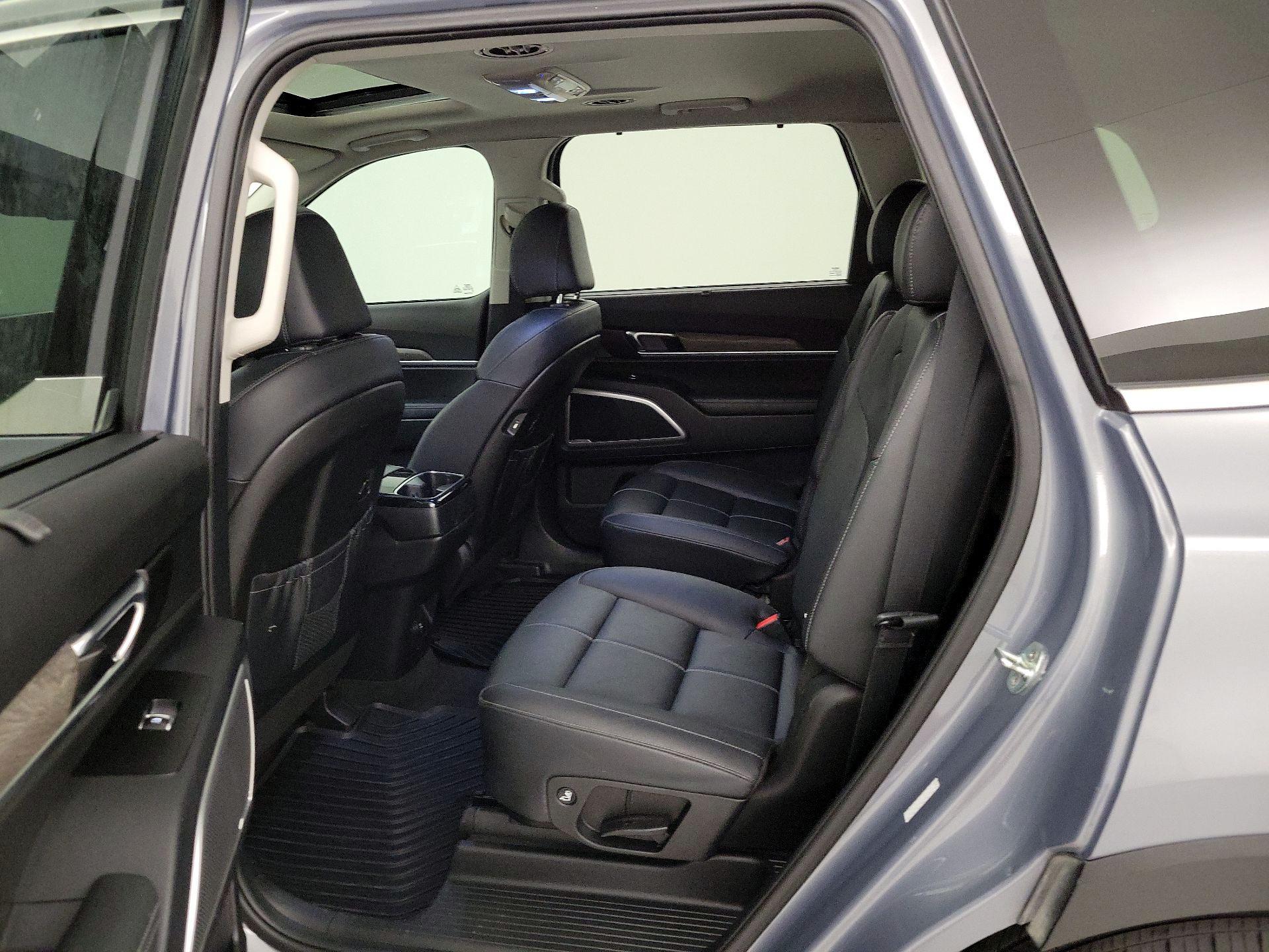 Thumbnail: 2022 Kia Telluride - 20