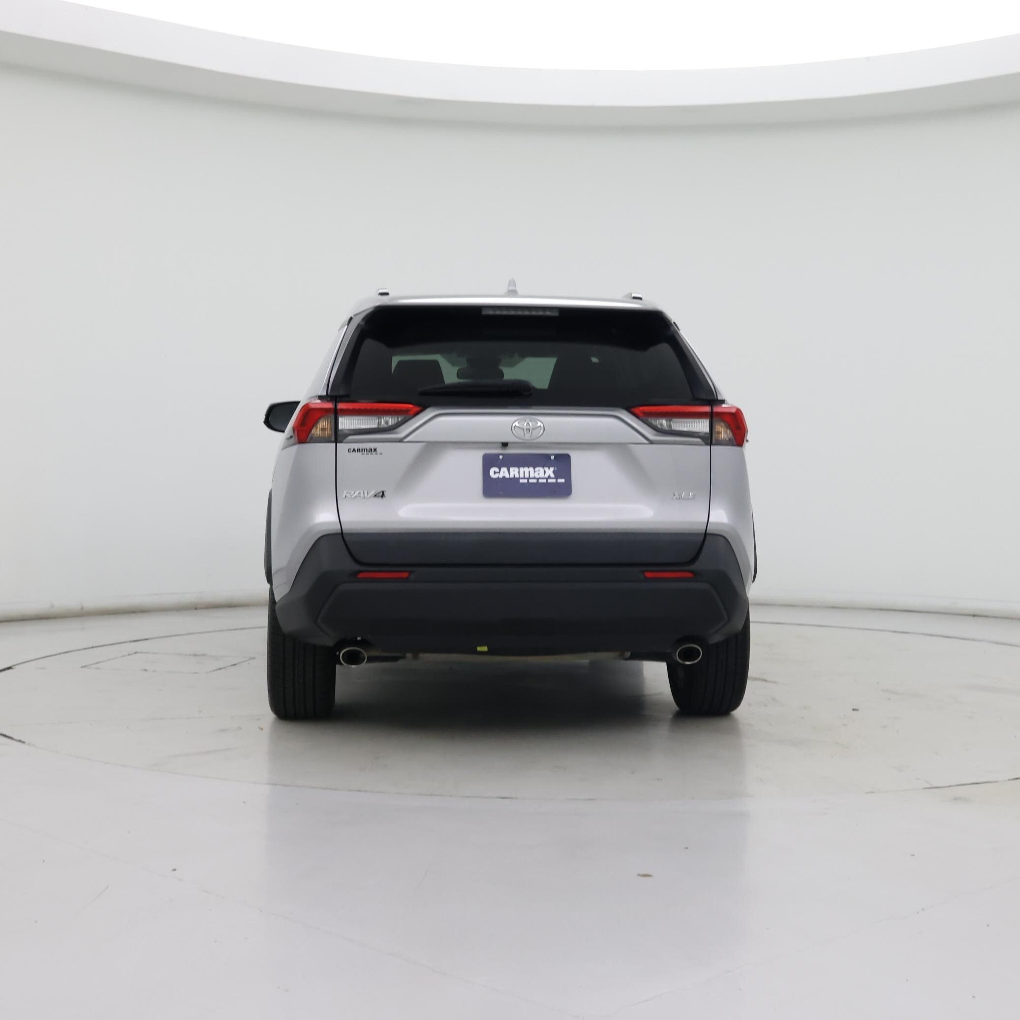 Thumbnail: 2021 Toyota RAV4 - 6