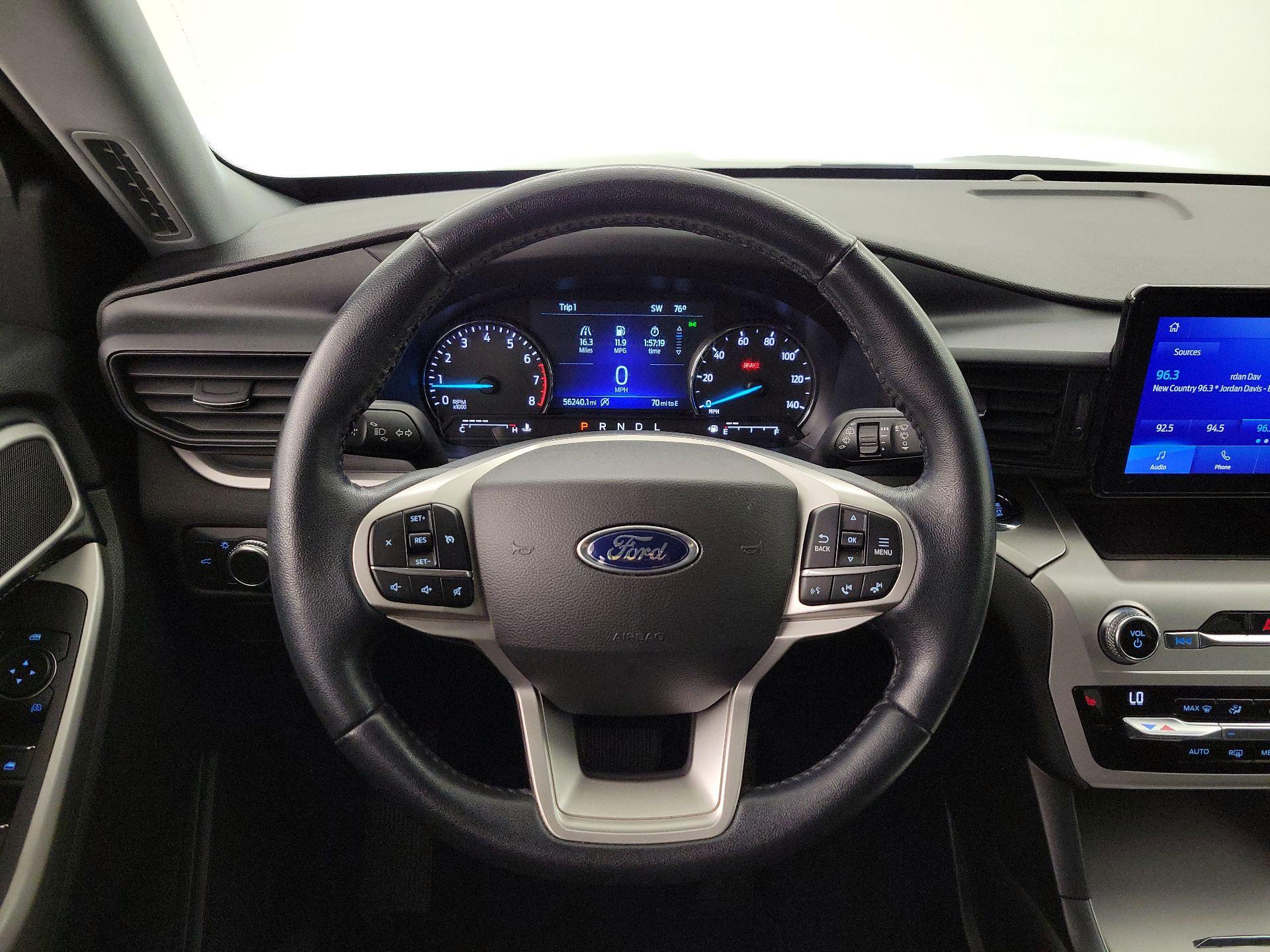 Thumbnail: 2021 Ford Explorer - 10