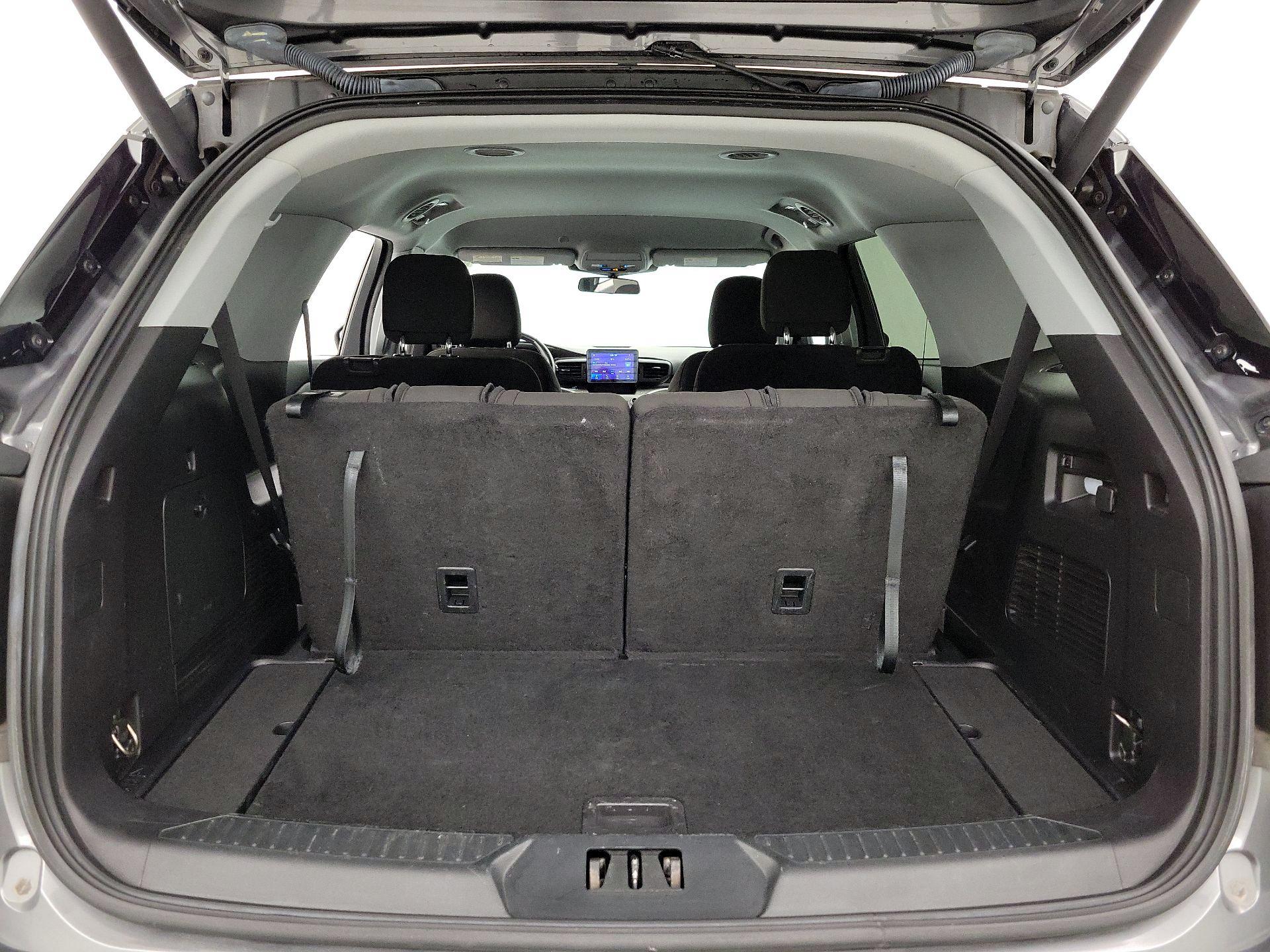 Thumbnail: 2021 Ford Explorer - 20