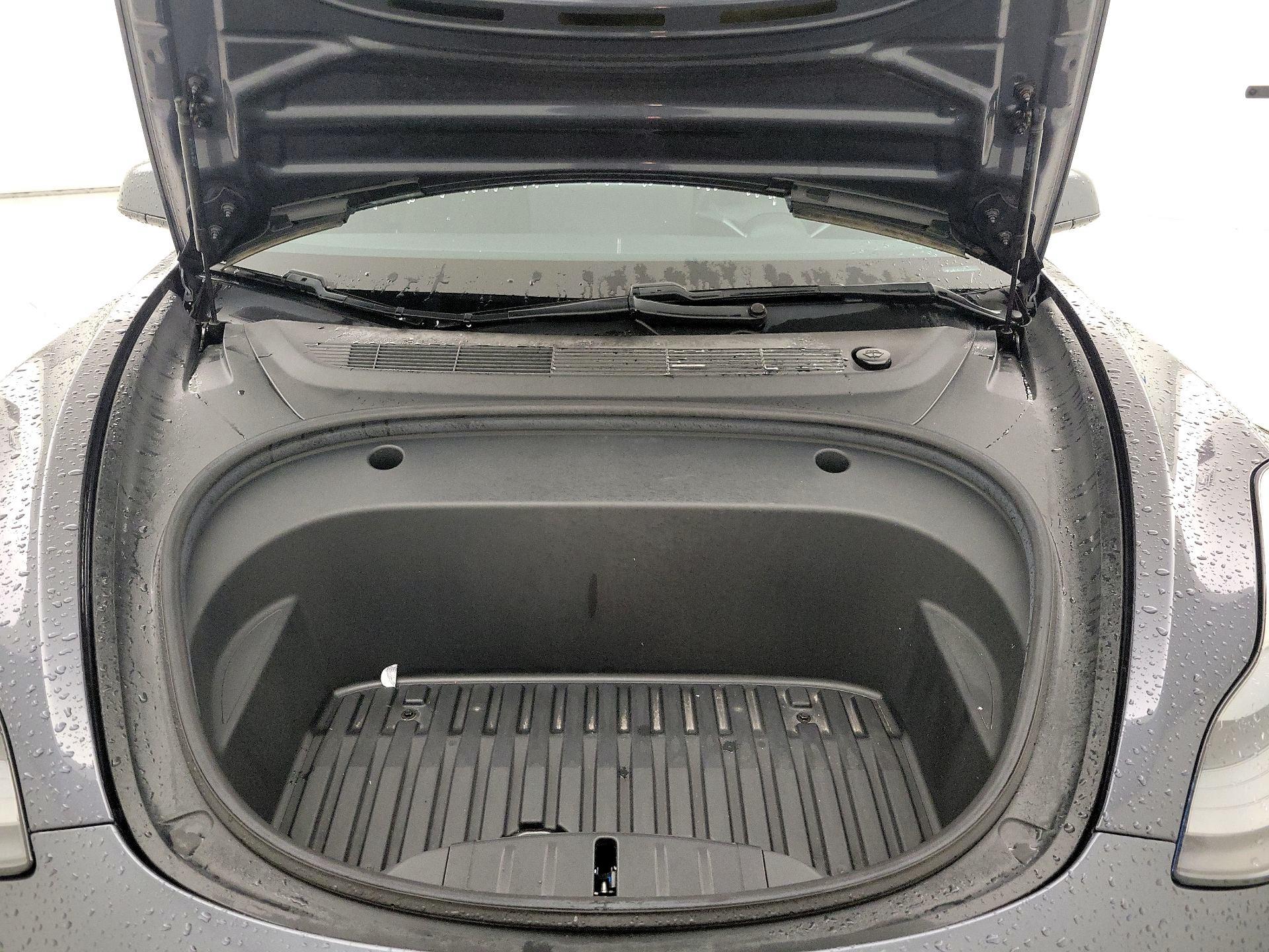 Thumbnail: 2021 Tesla Model 3 - 19
