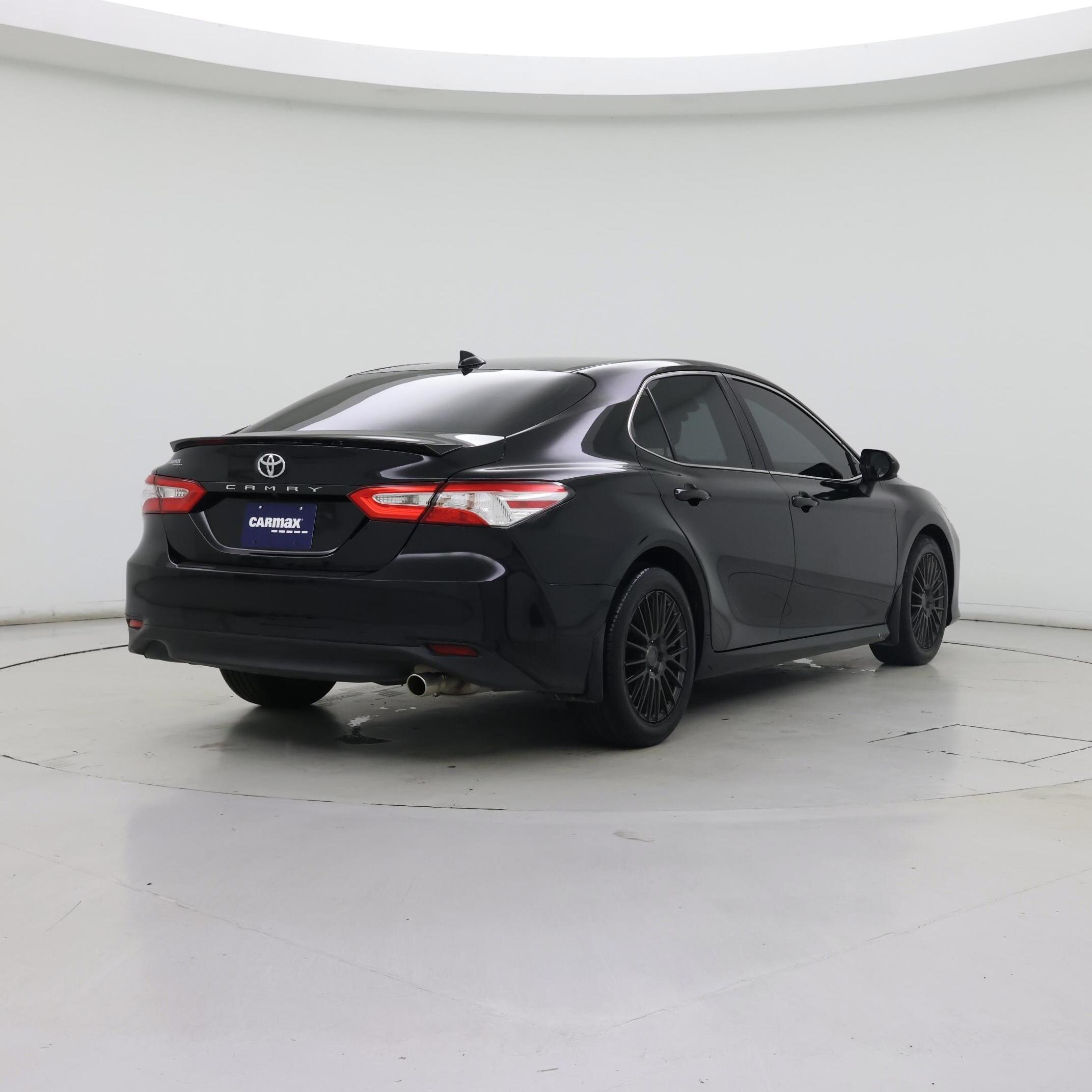Thumbnail: 2020 Toyota Camry - 8