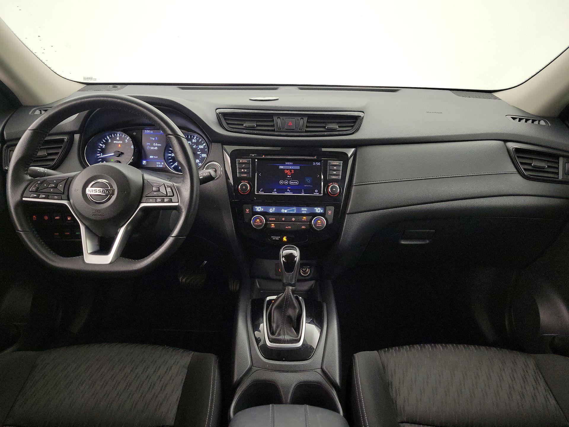 Thumbnail: 2020 Nissan Rogue - 9