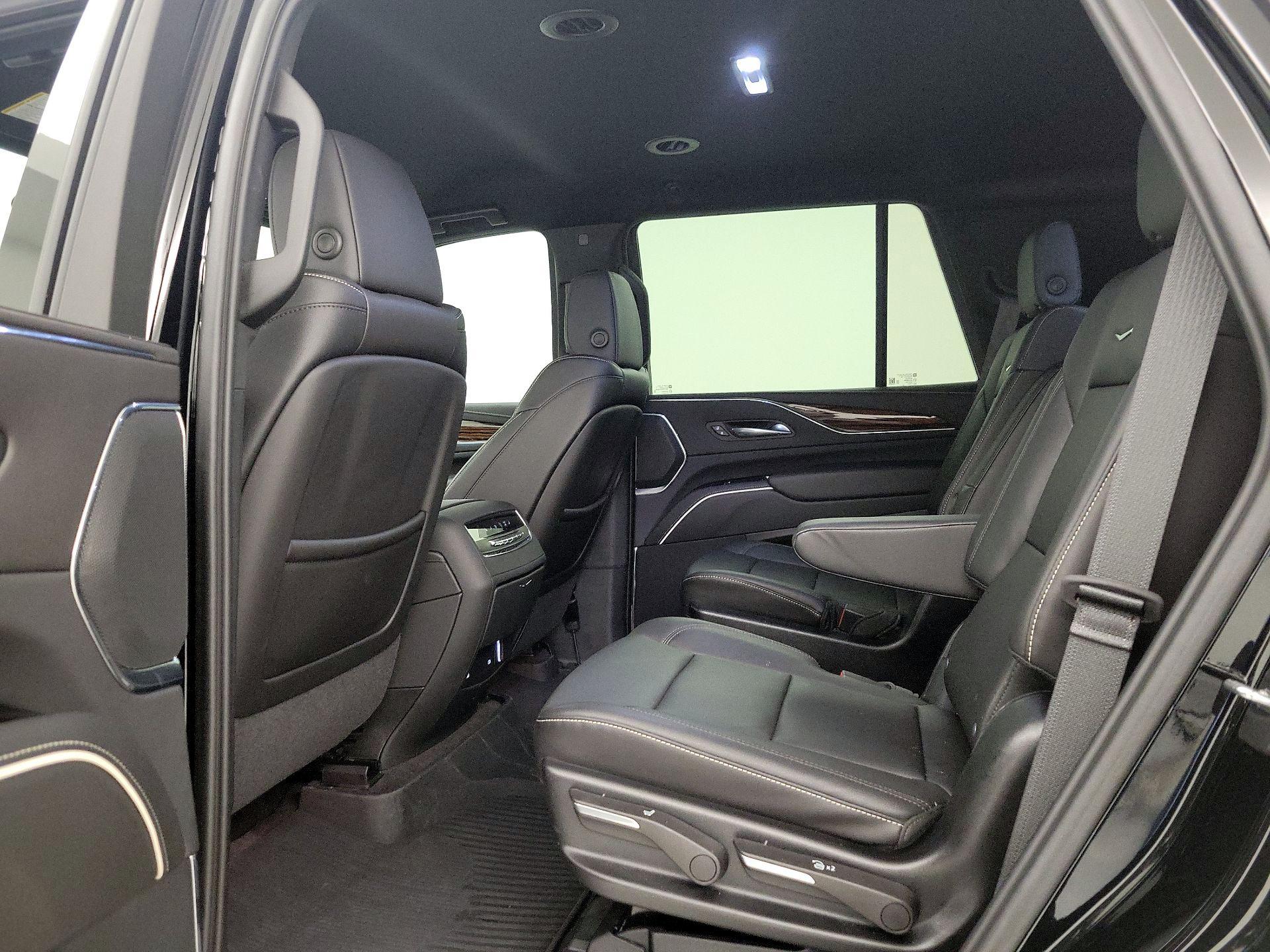 Thumbnail: 2024 Cadillac Escalade - 18