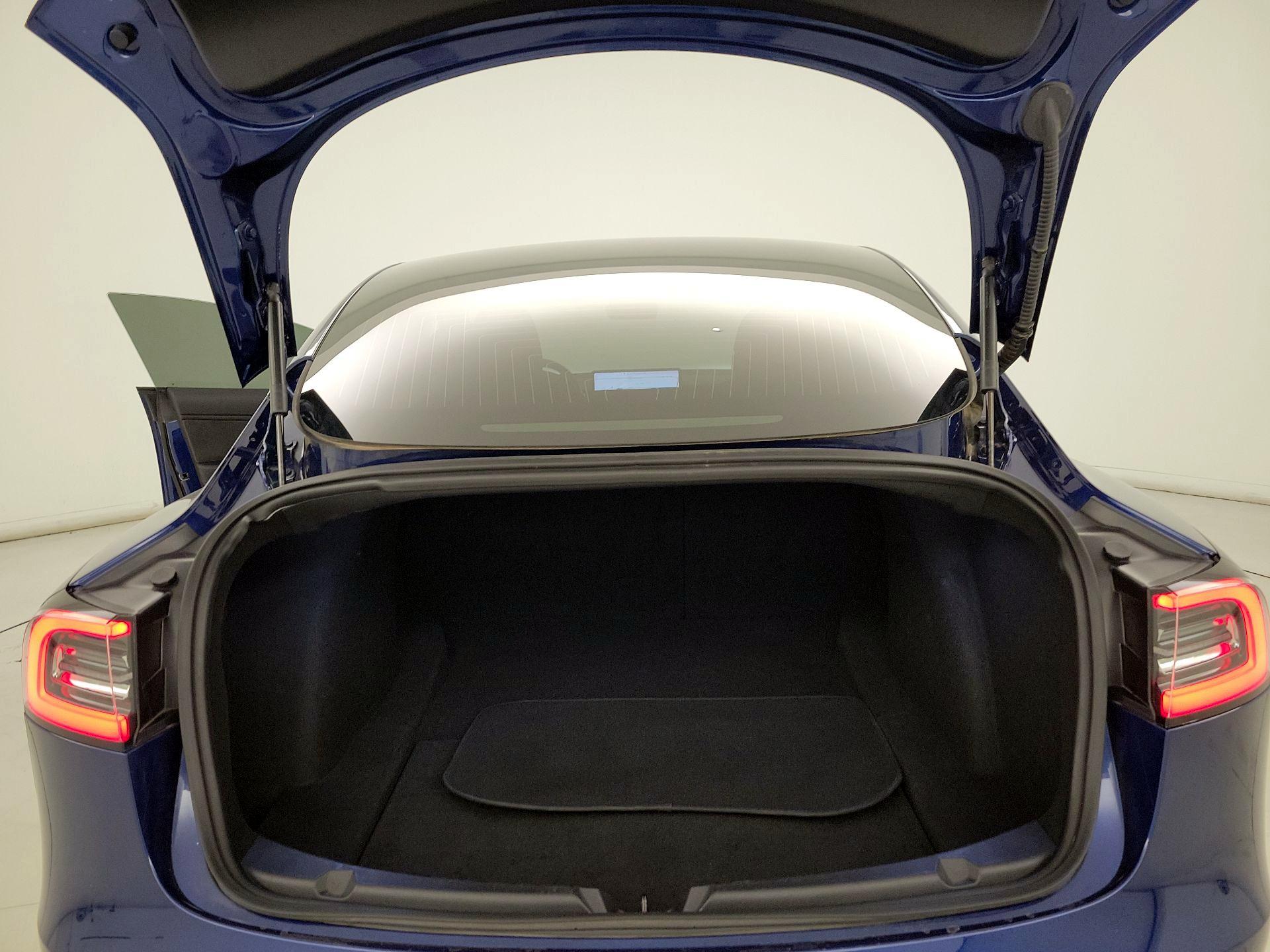 Thumbnail: 2019 Tesla Model 3 - 19