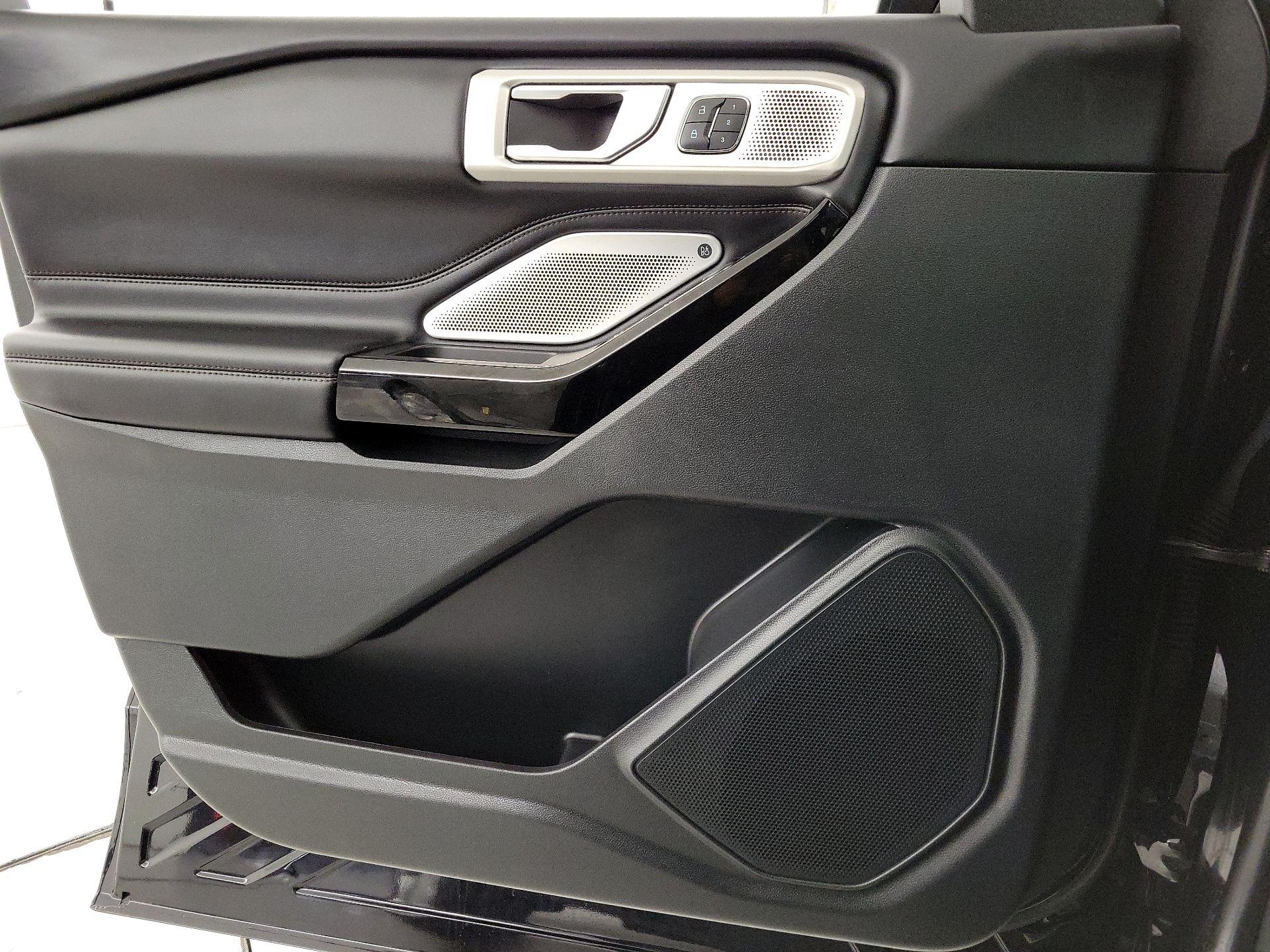 Thumbnail: 2022 Ford Explorer - 12