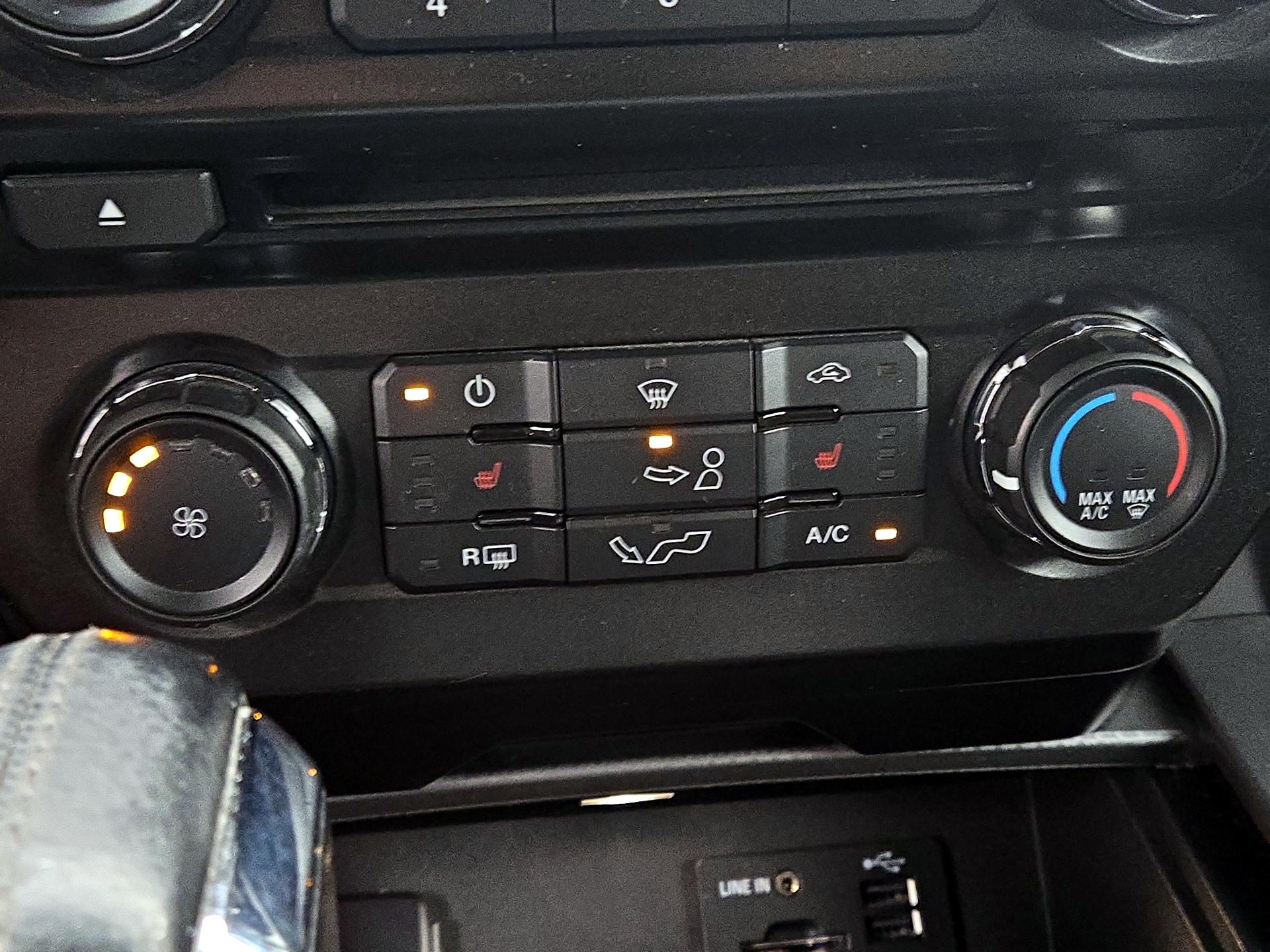Thumbnail: 2015 Ford F-150 - 16