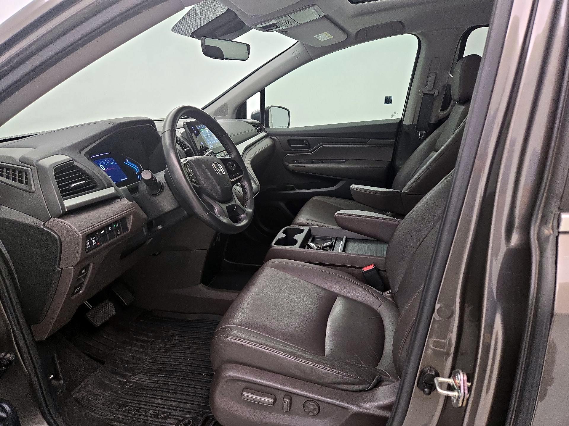 Thumbnail: 2019 Honda Odyssey - 11
