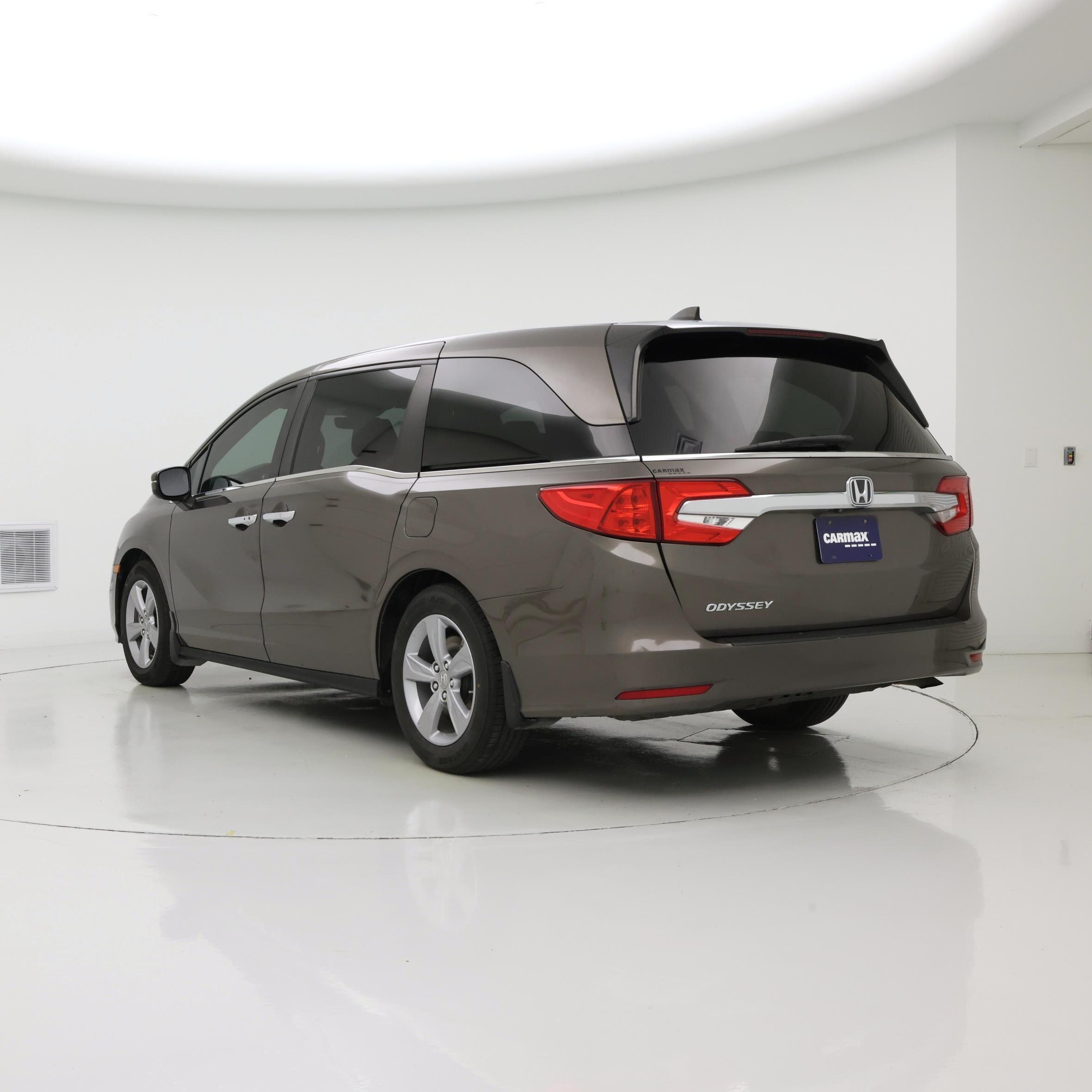 Thumbnail: 2019 Honda Odyssey - 2