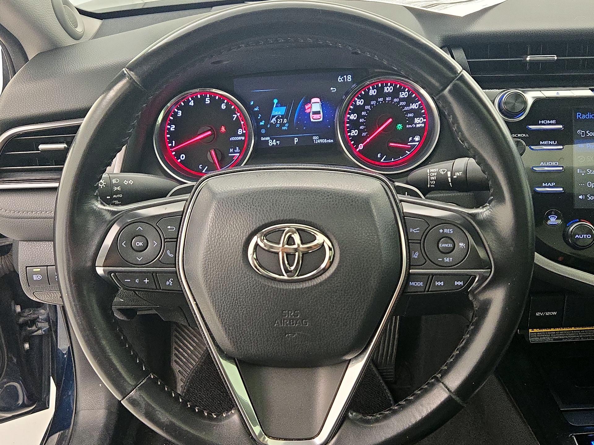 Thumbnail: 2019 Toyota Camry - 10
