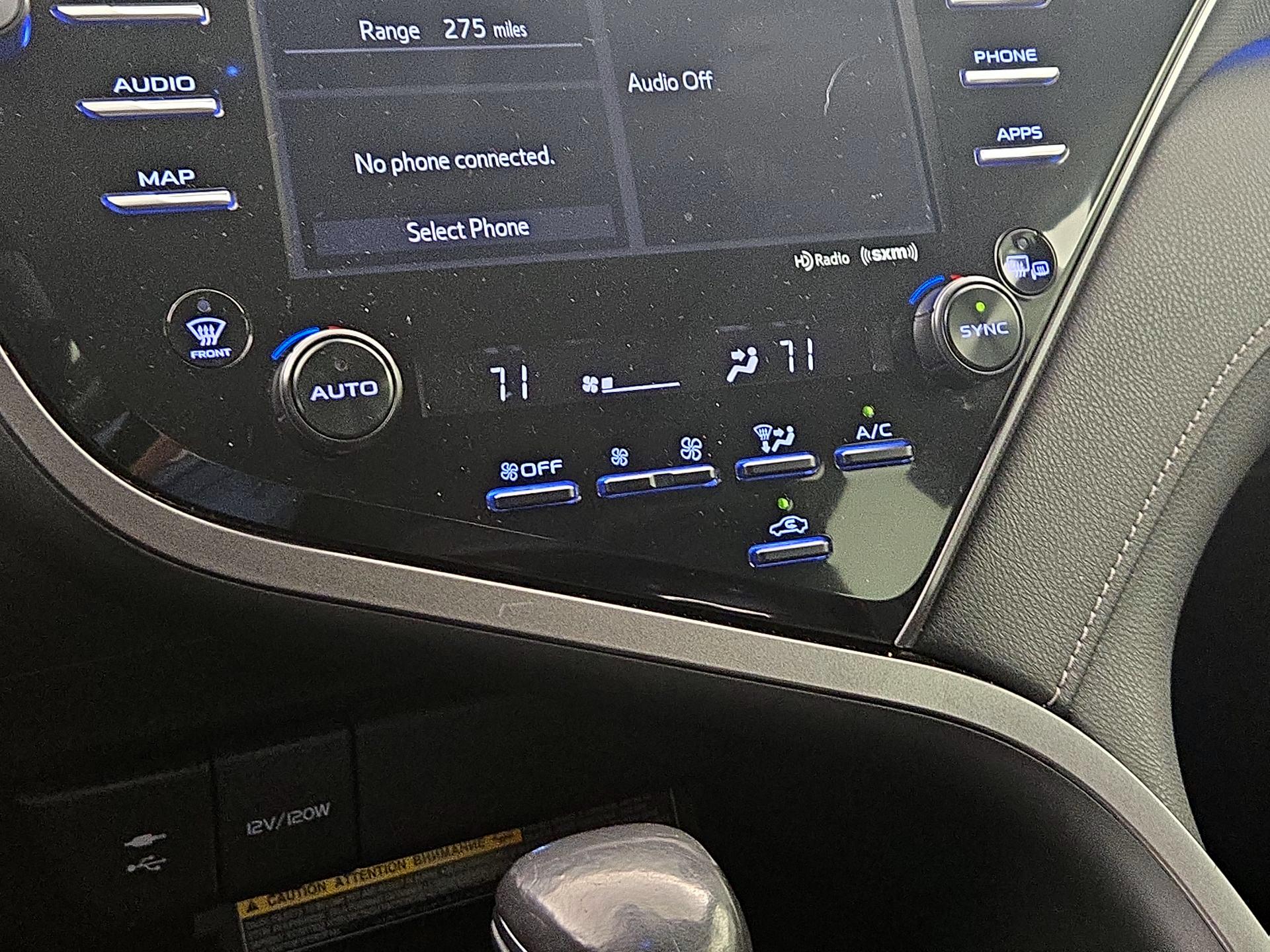Thumbnail: 2019 Toyota Camry - 16