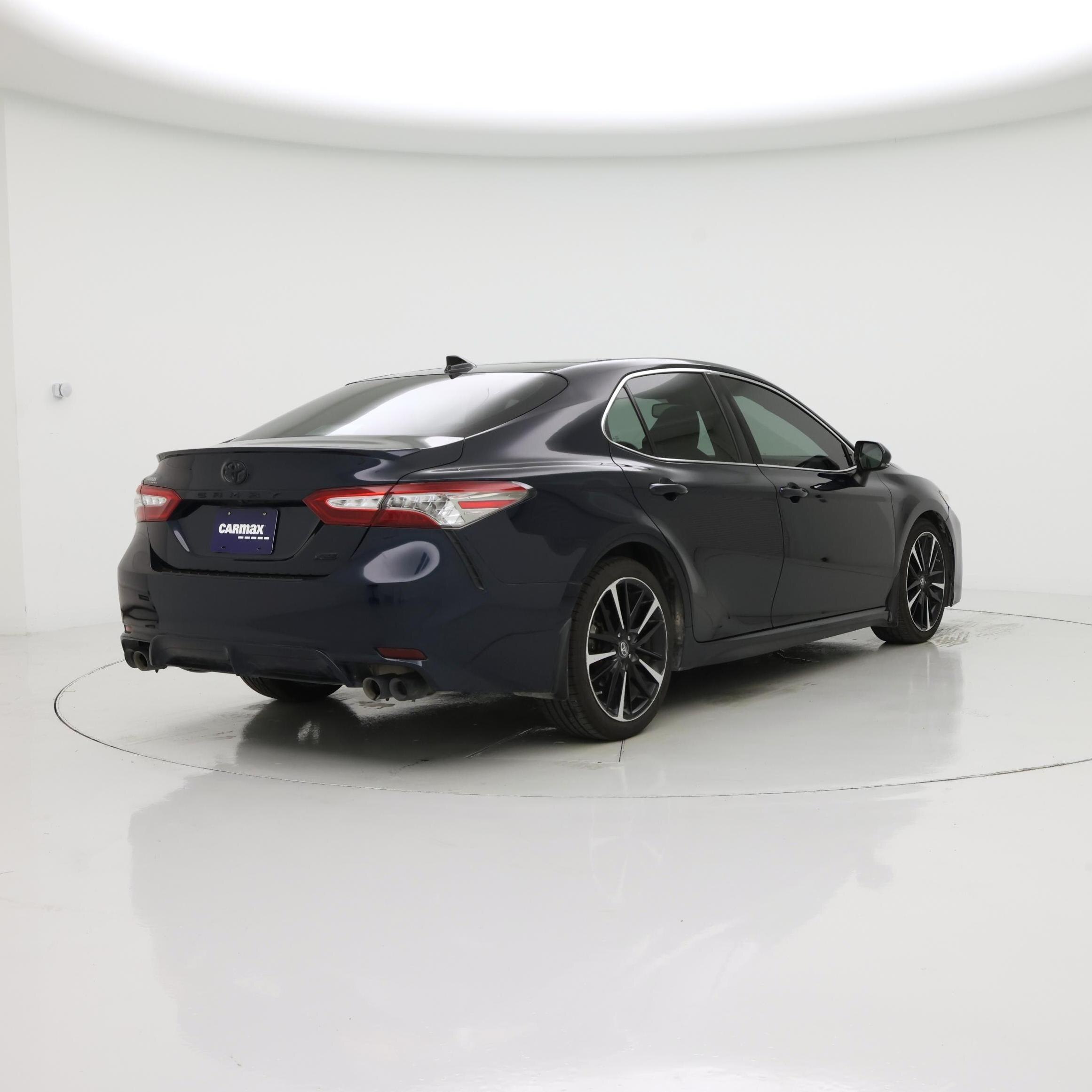Thumbnail: 2019 Toyota Camry - 8