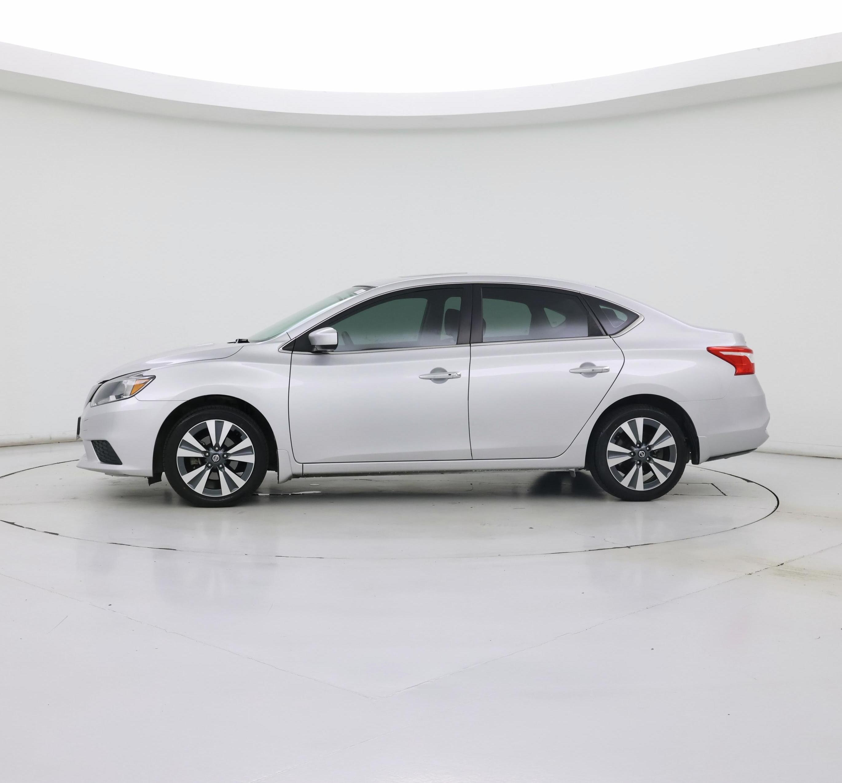Thumbnail: 2019 Nissan Sentra - 3