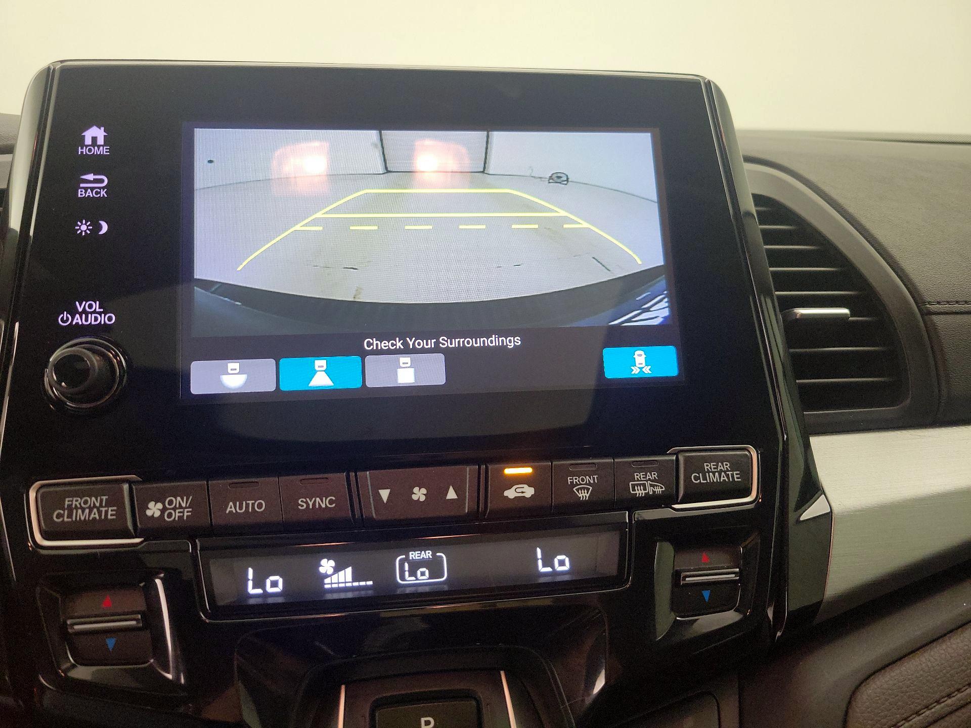 Thumbnail: 2019 Honda Odyssey - 14